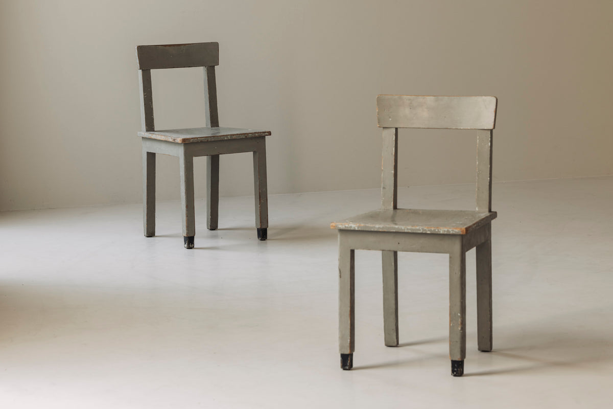 Set of 4 Rationalist Wooden Dining Chairs in the Taste of Giuseppe Pagano, 1940s — side angle