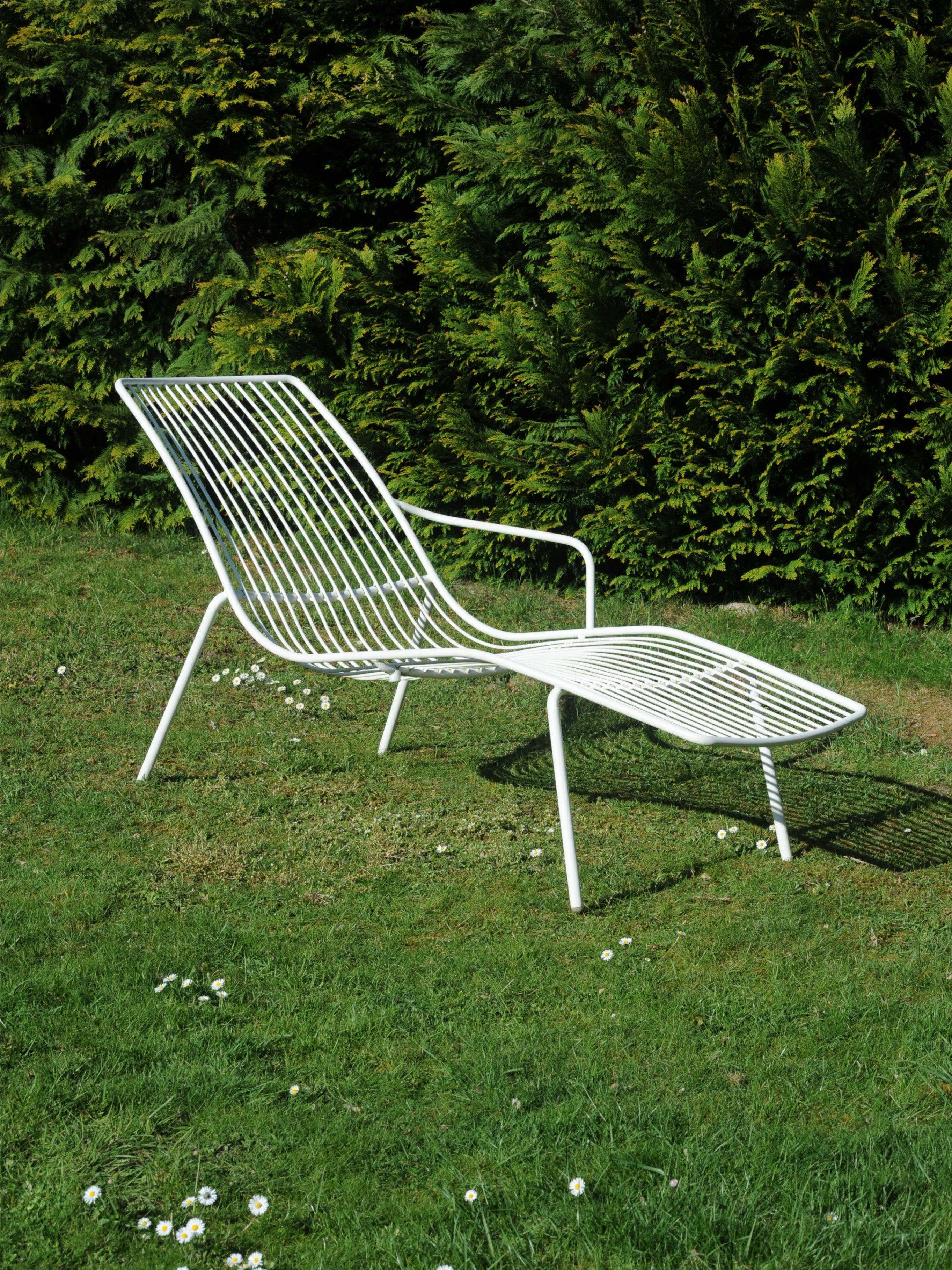 Nolita Outdoor Chaise Longue by Pedrali — detail view