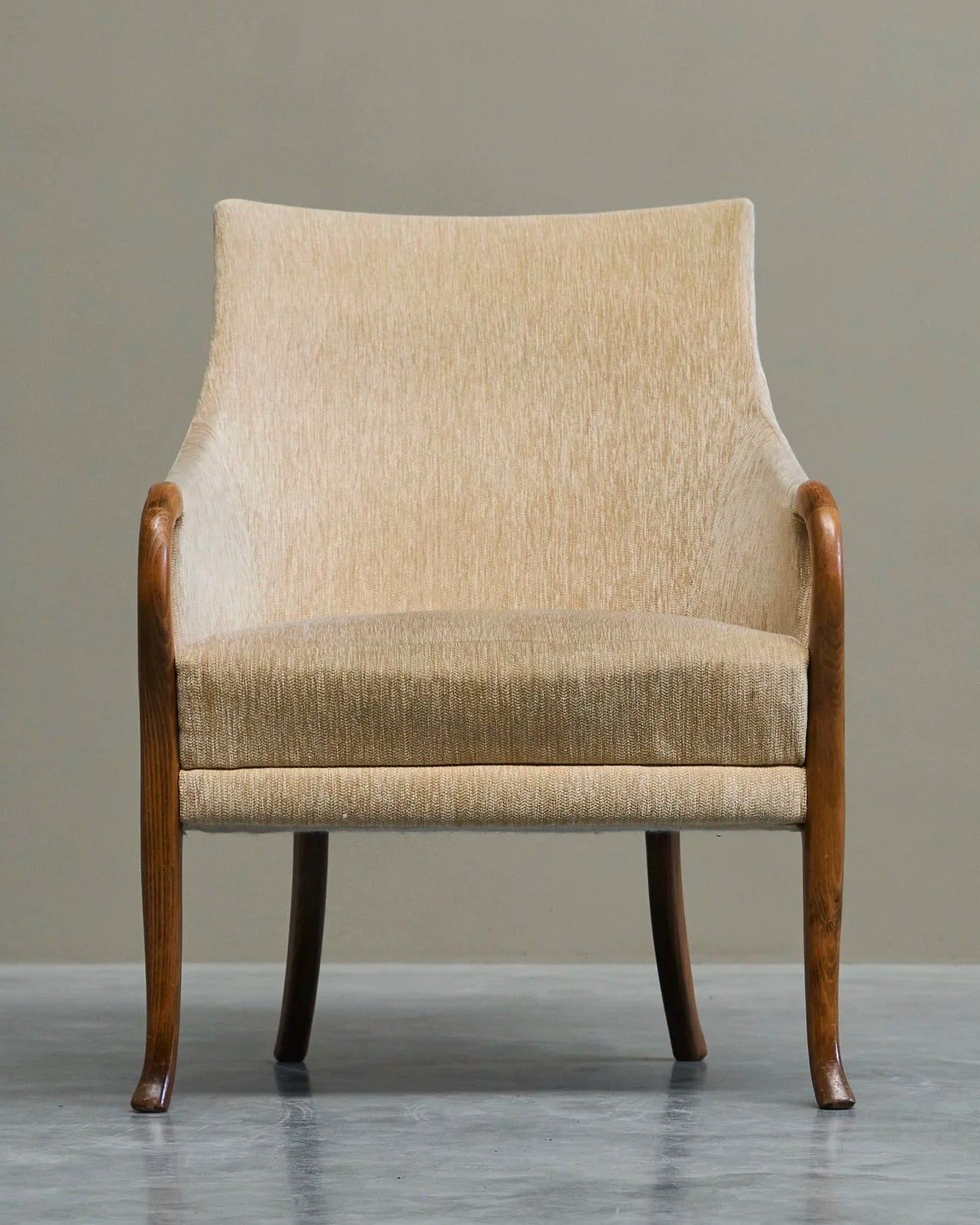 Very Elegant Mid-Century Armchair in Wool and Beech Europe 1950s — lifestyle setting