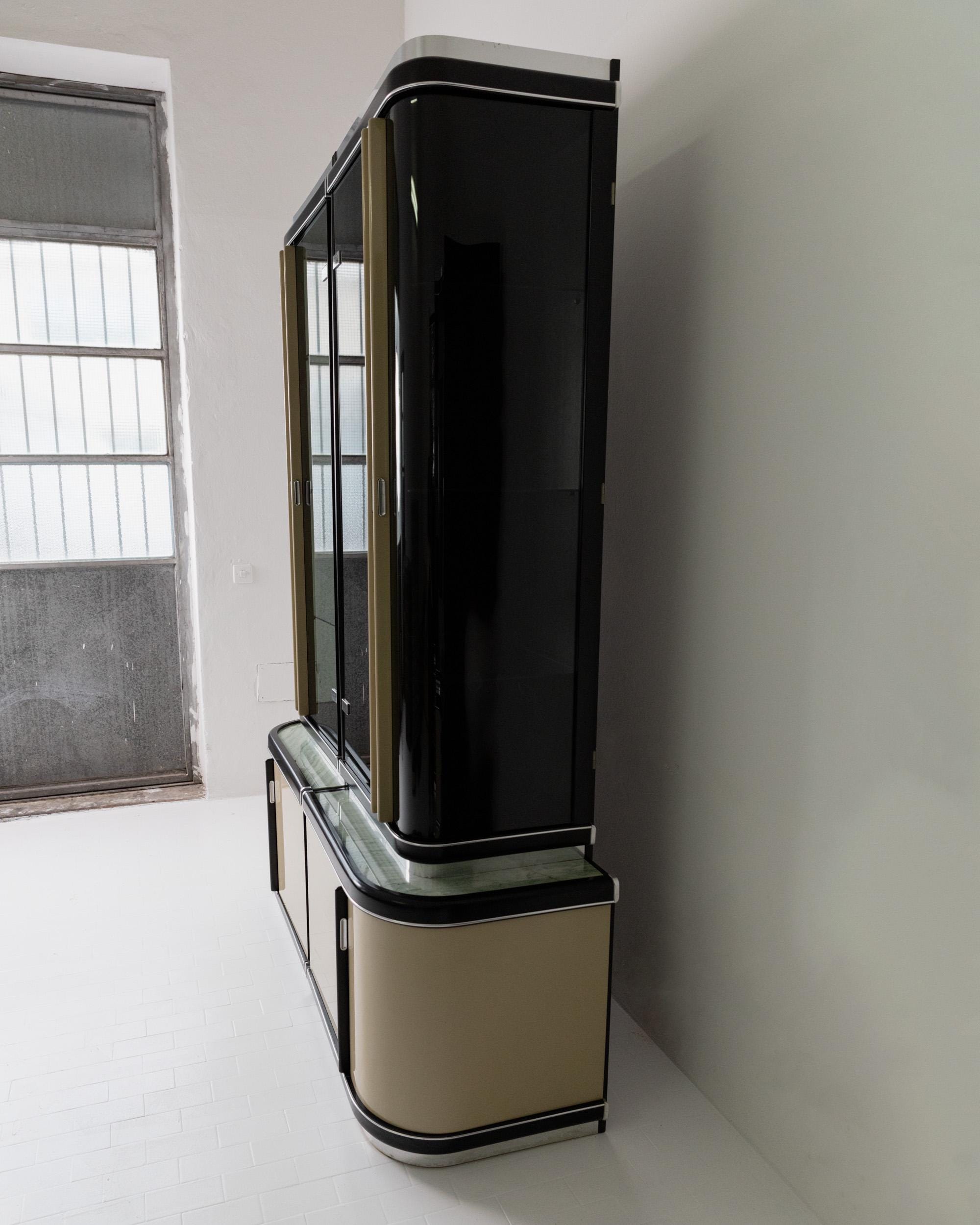 1950s Art Deco Bar Cabinet in Lacquered Wood — side view highlighting black and beige finish