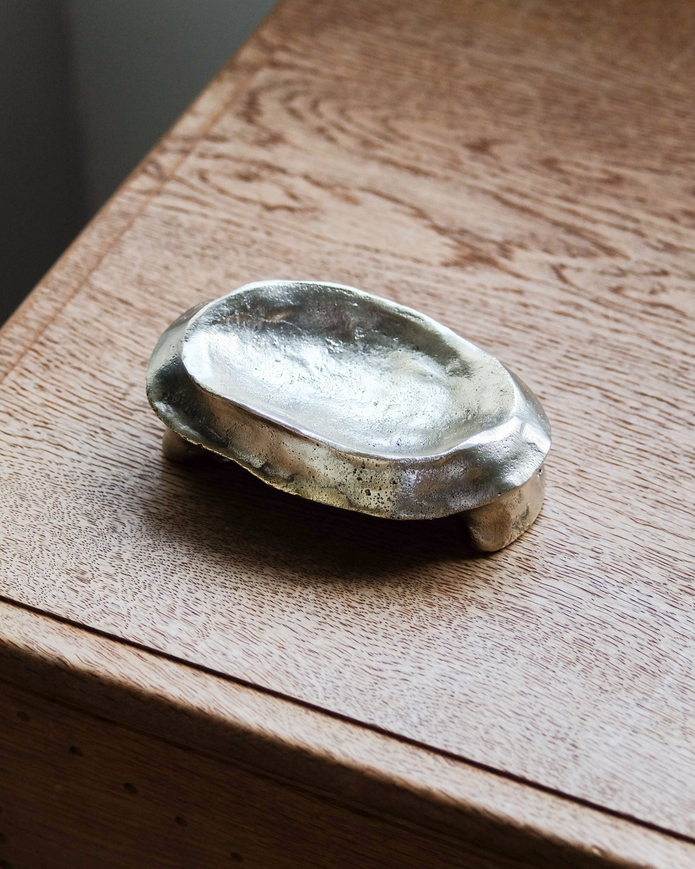 MOORE Tray/Catchall — angled view on wooden surface