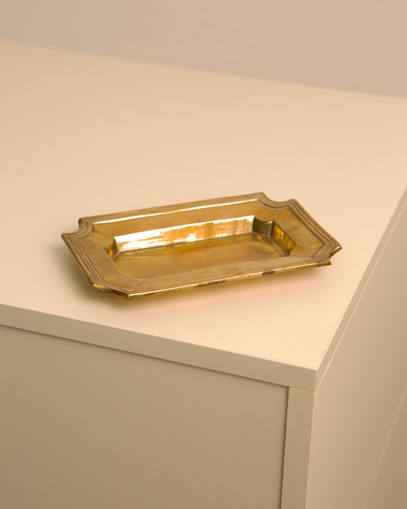Italian brass vide-poche tray with curved edges from 1960s