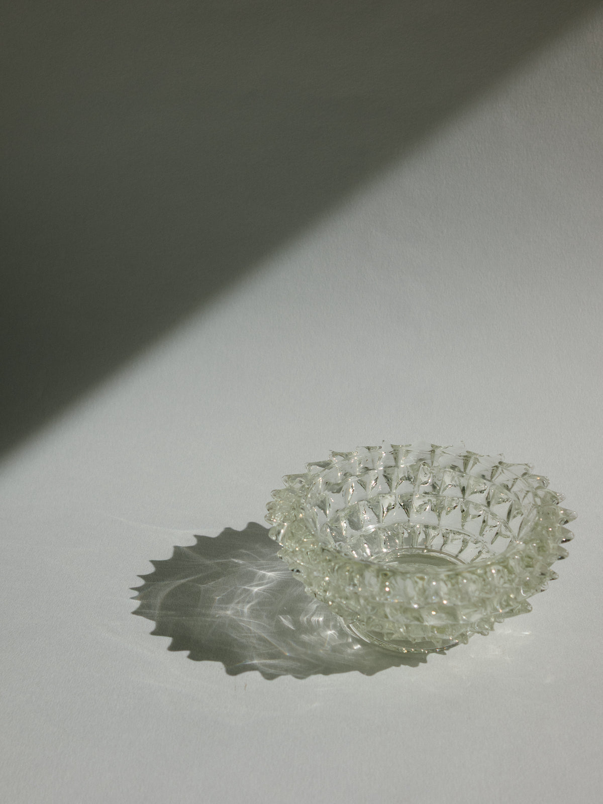 Ercole Barovier “Rostrato” Murano Glass Bowl  | Barovier&Toso by Trove Paris | The Oblist