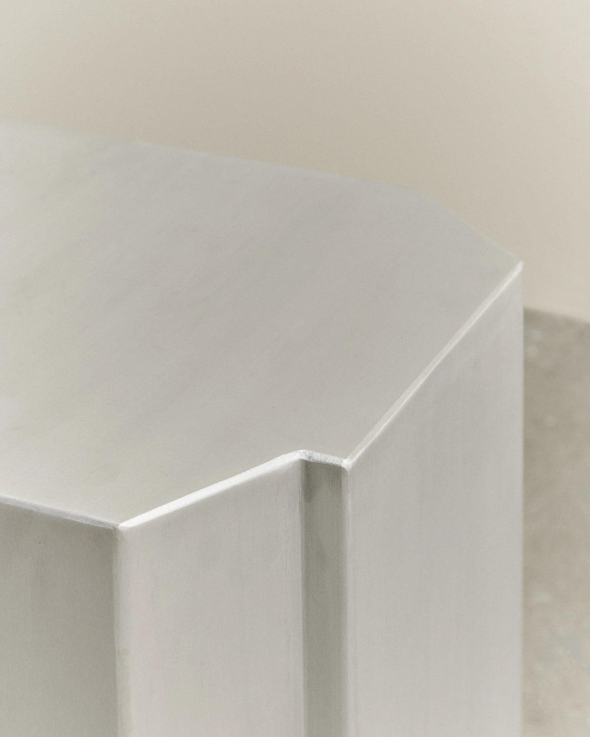 FUNKI STOOL 01 — detail view
