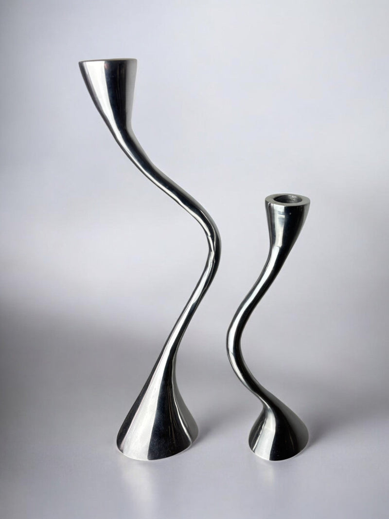 Pair of Zigzag Candleholders, Solid Aluminium, Spain, 1980s — close-up of polished aluminium surface