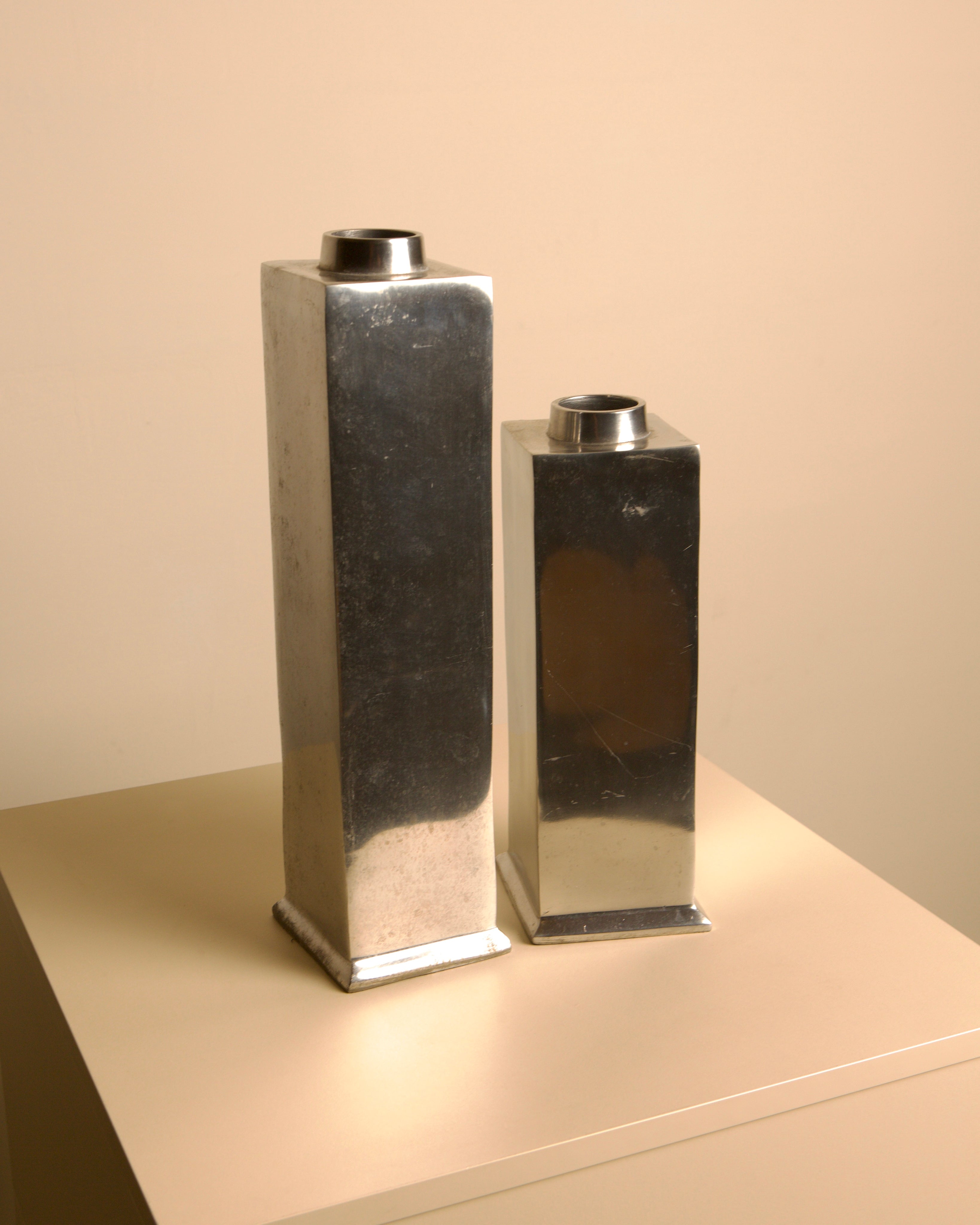 Pair of Italian "Colonne" Cast Aluminum Vases, 1980s by Treaptyque | The Oblist