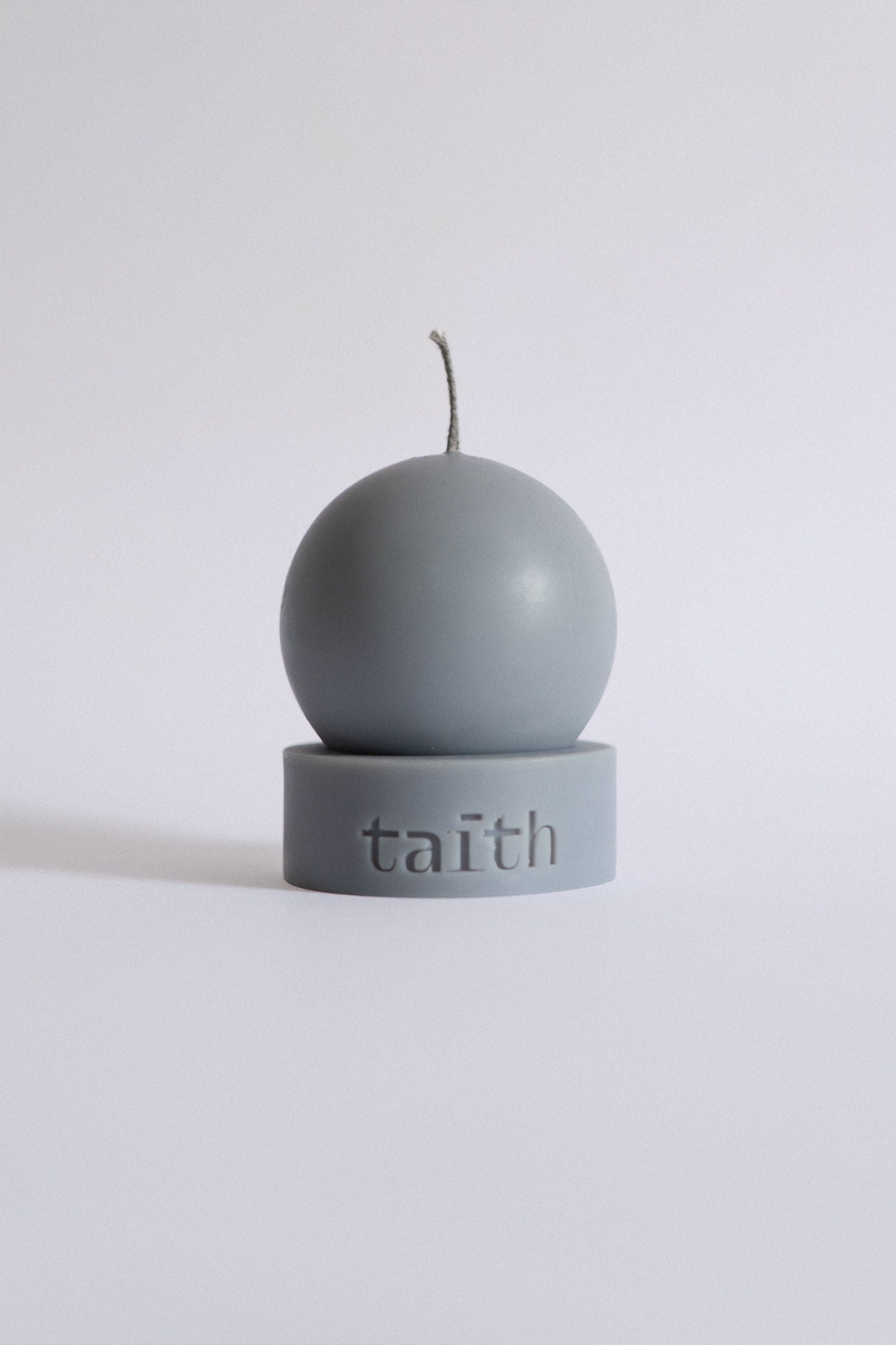 Lu Grey Candle by Taith | The Oblist