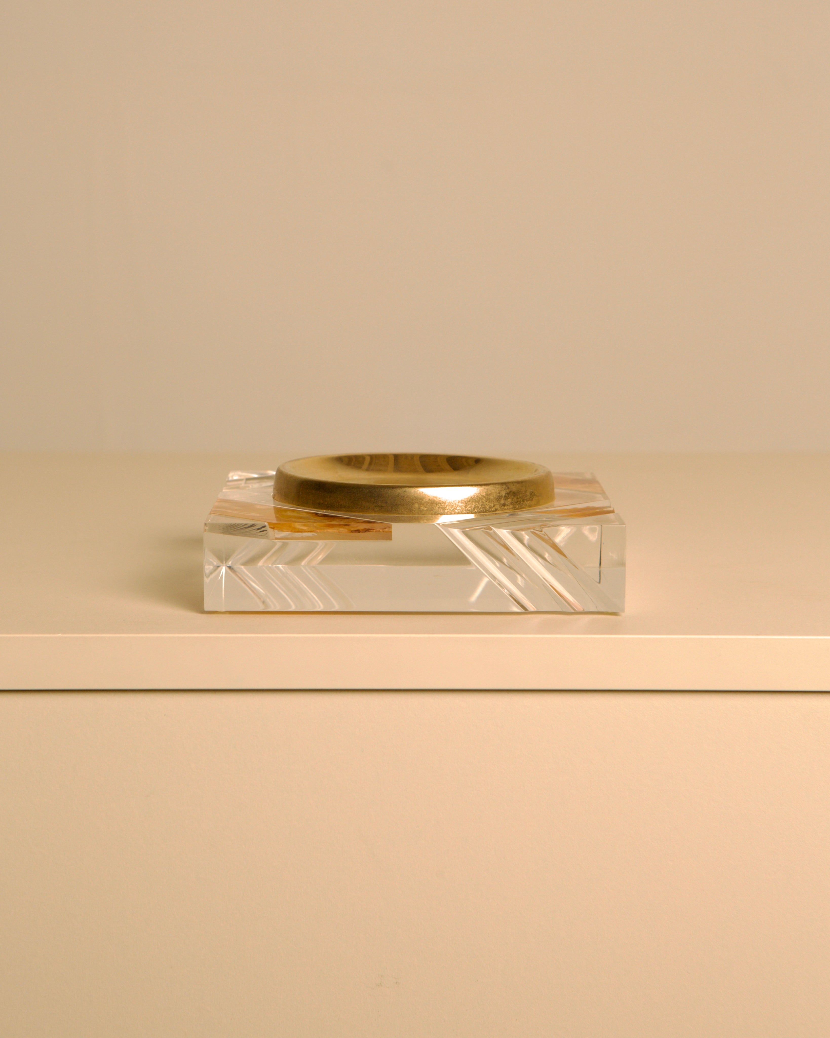 Italian Square Lucite and Brass Vide-Poche / Ashtray, 1970s — detail view