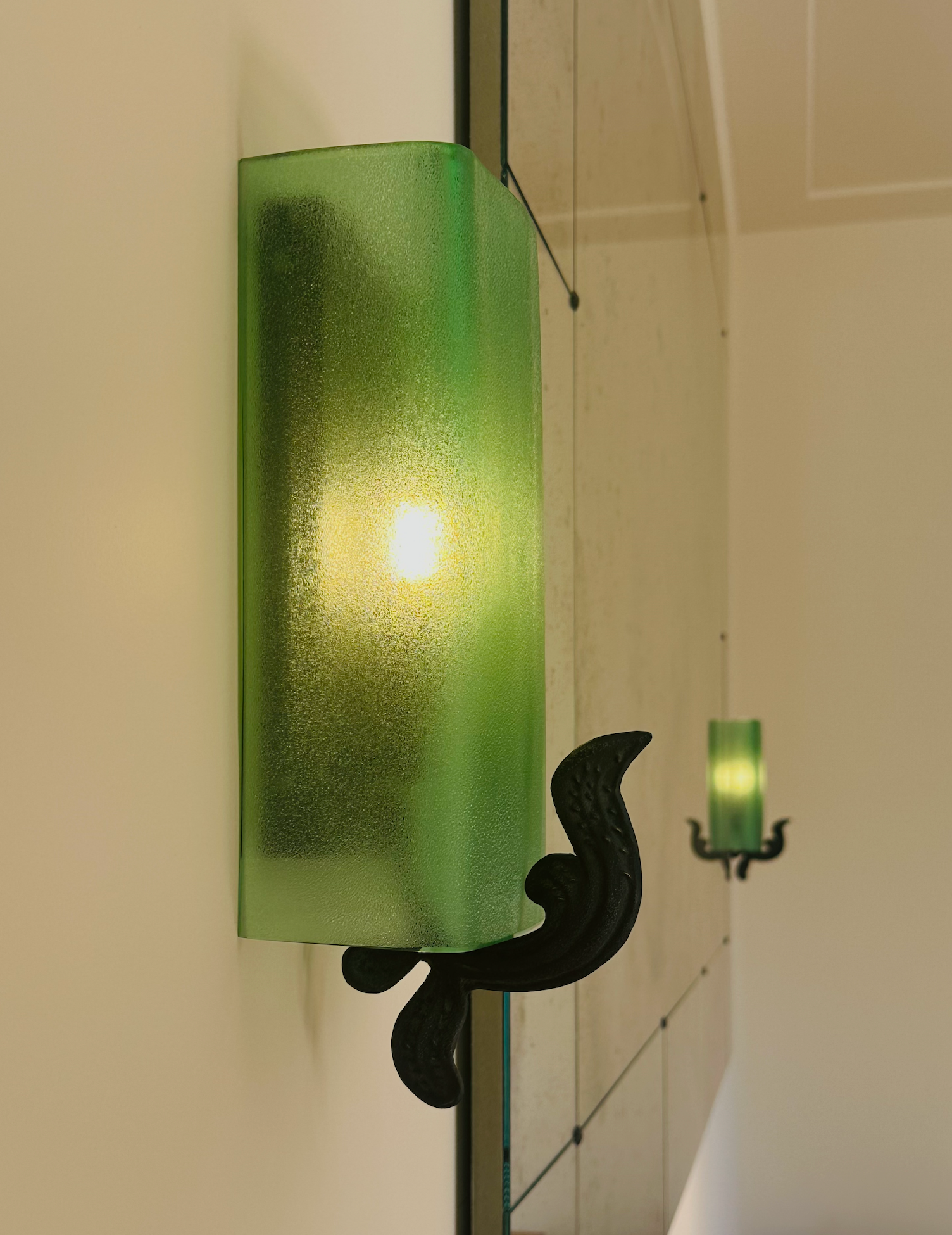 The Acanthus Sconce