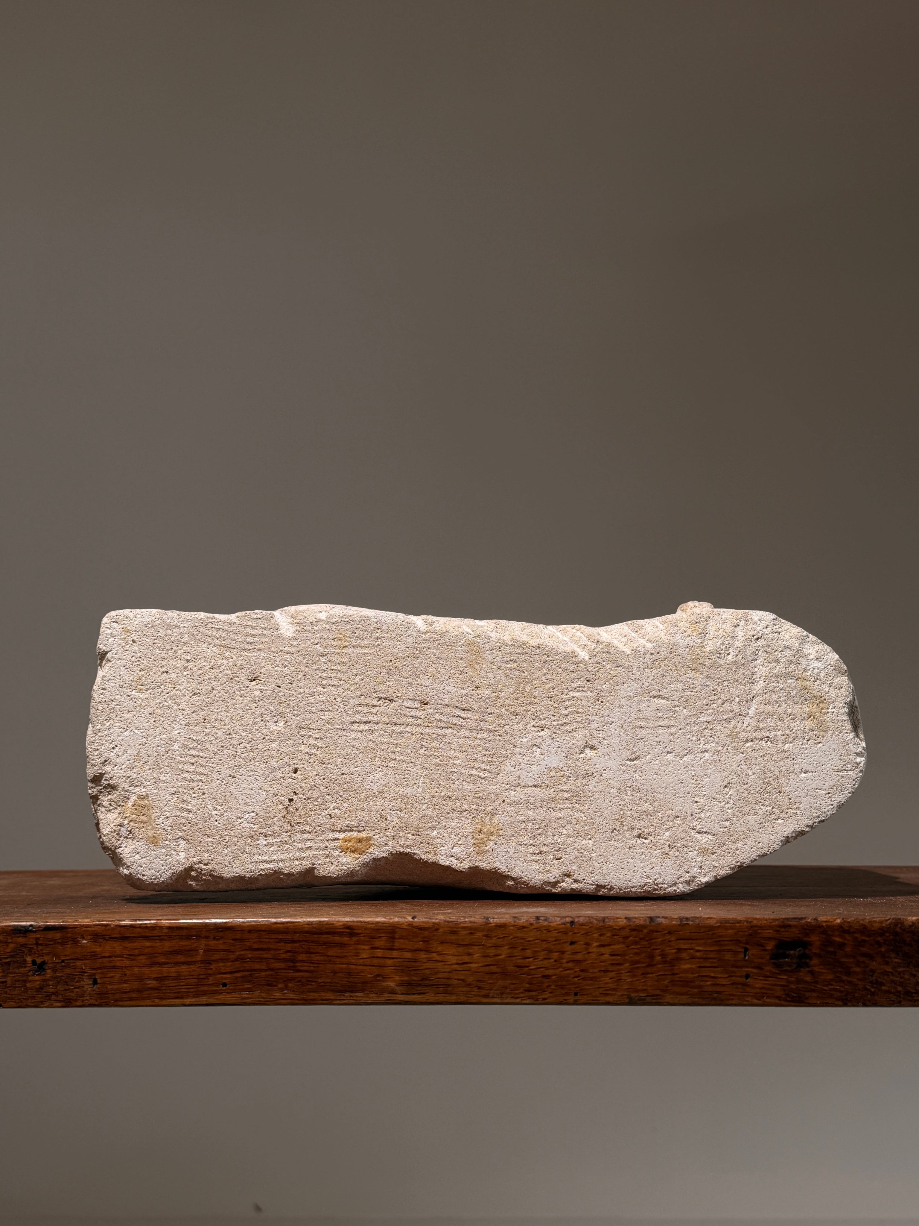 Exceptional female stone sculpture, France, circa 1920-1930.  — in context