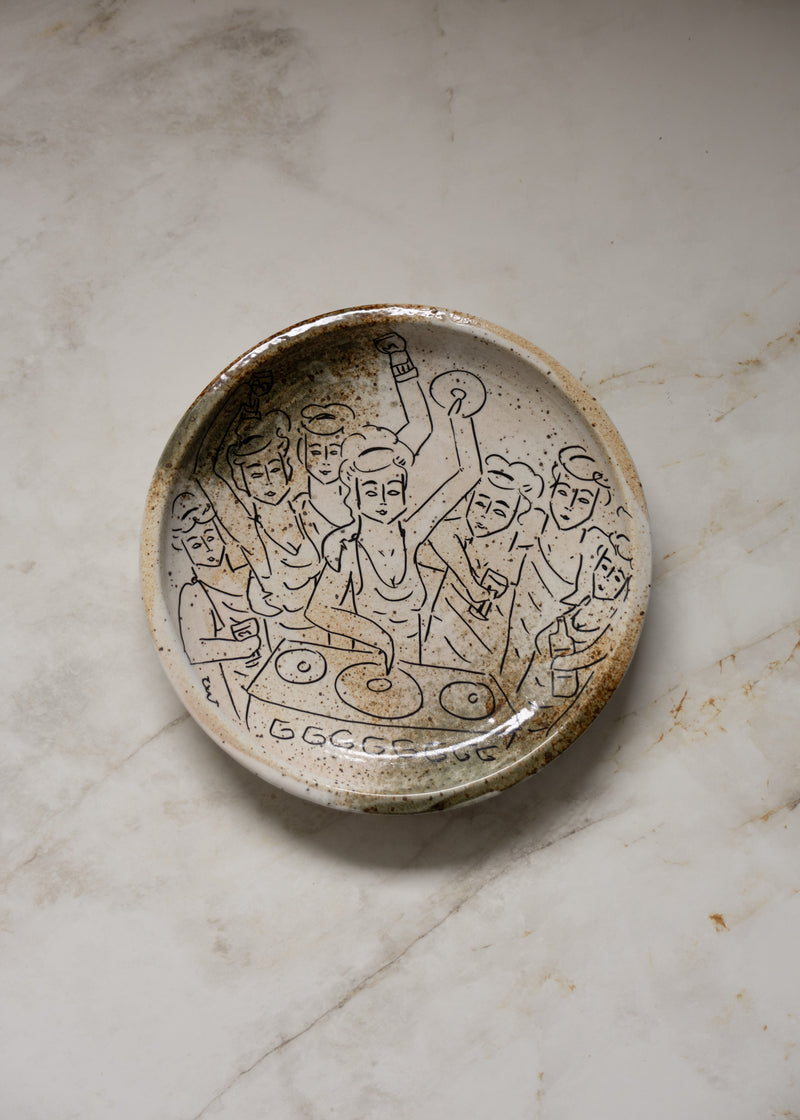 Handmade ceramic bowl with Roman-inspired line drawings by Claire de Wolf