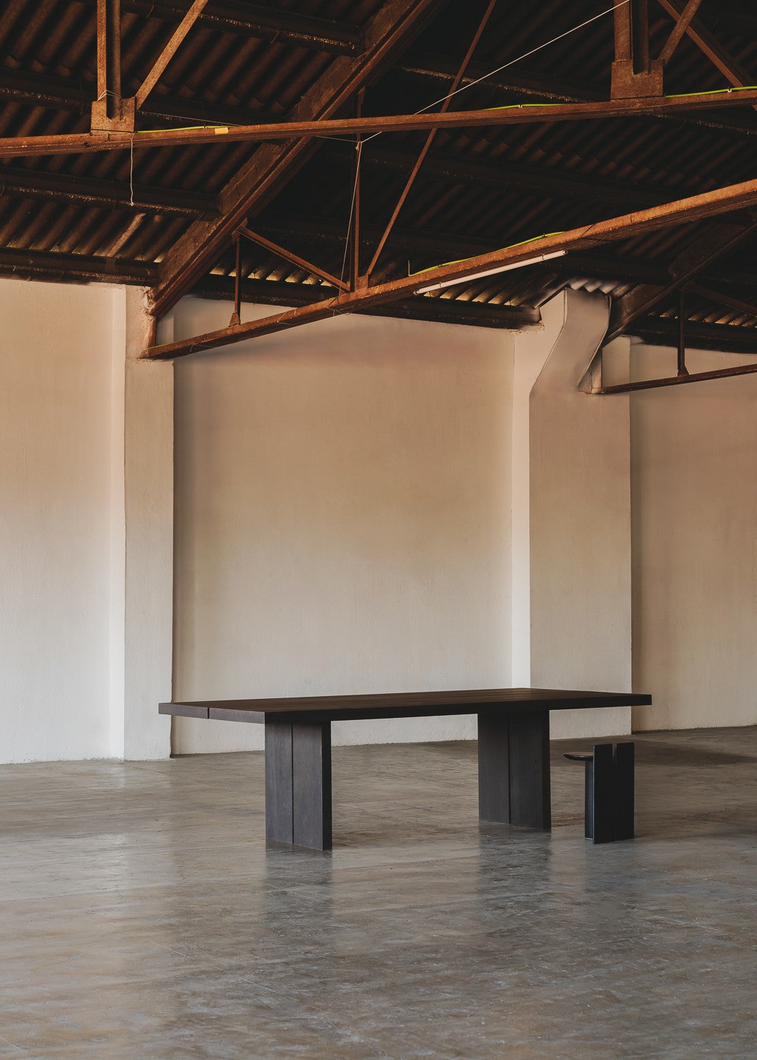 Murakami Table by Obstacles | The Oblist