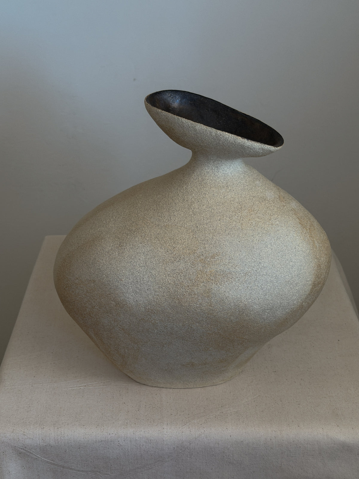 Asymmetric Vase in Ceramic and Stone | Wabi-sabi Sculptural Vase — view 9