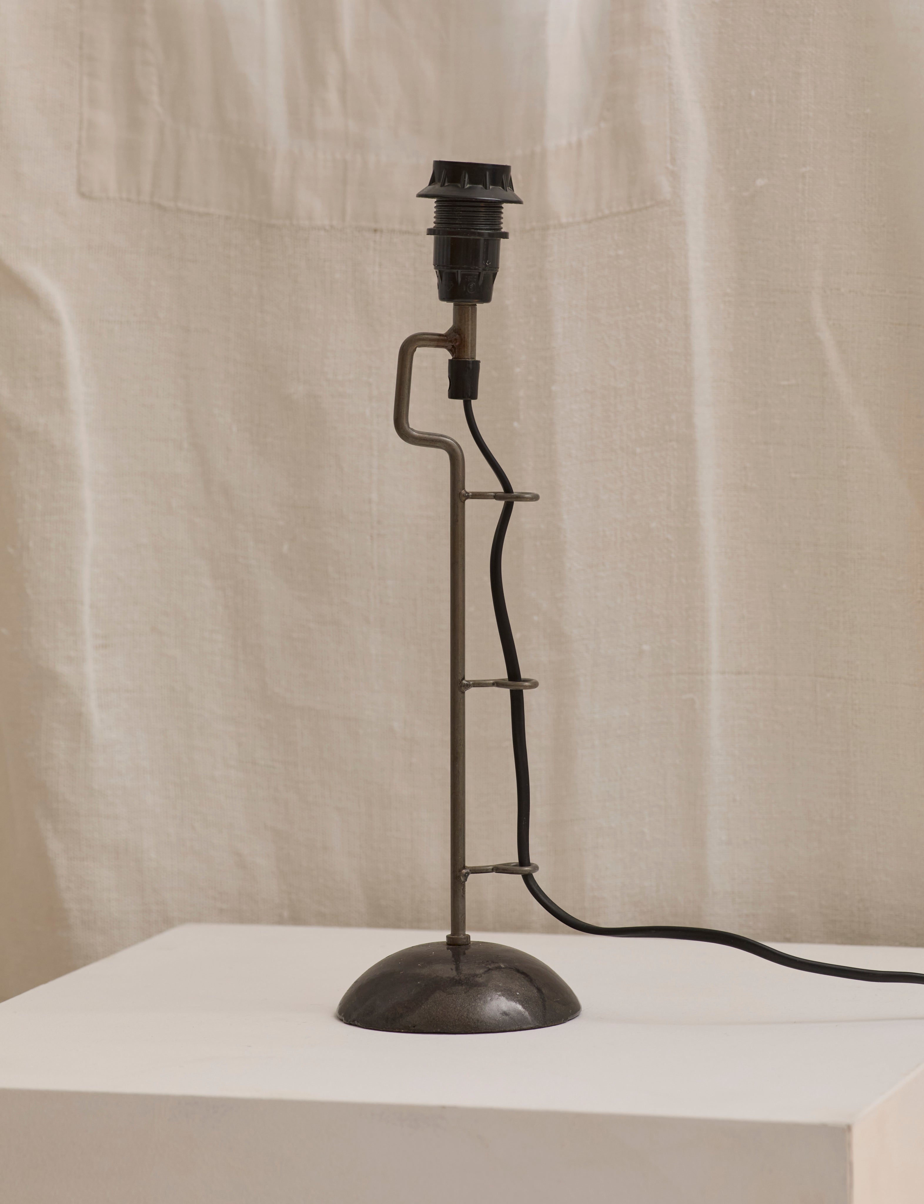 Mid Century Table Lamps with Sculptural Metal Base and Artisanal Fiberglass Shades — additional view