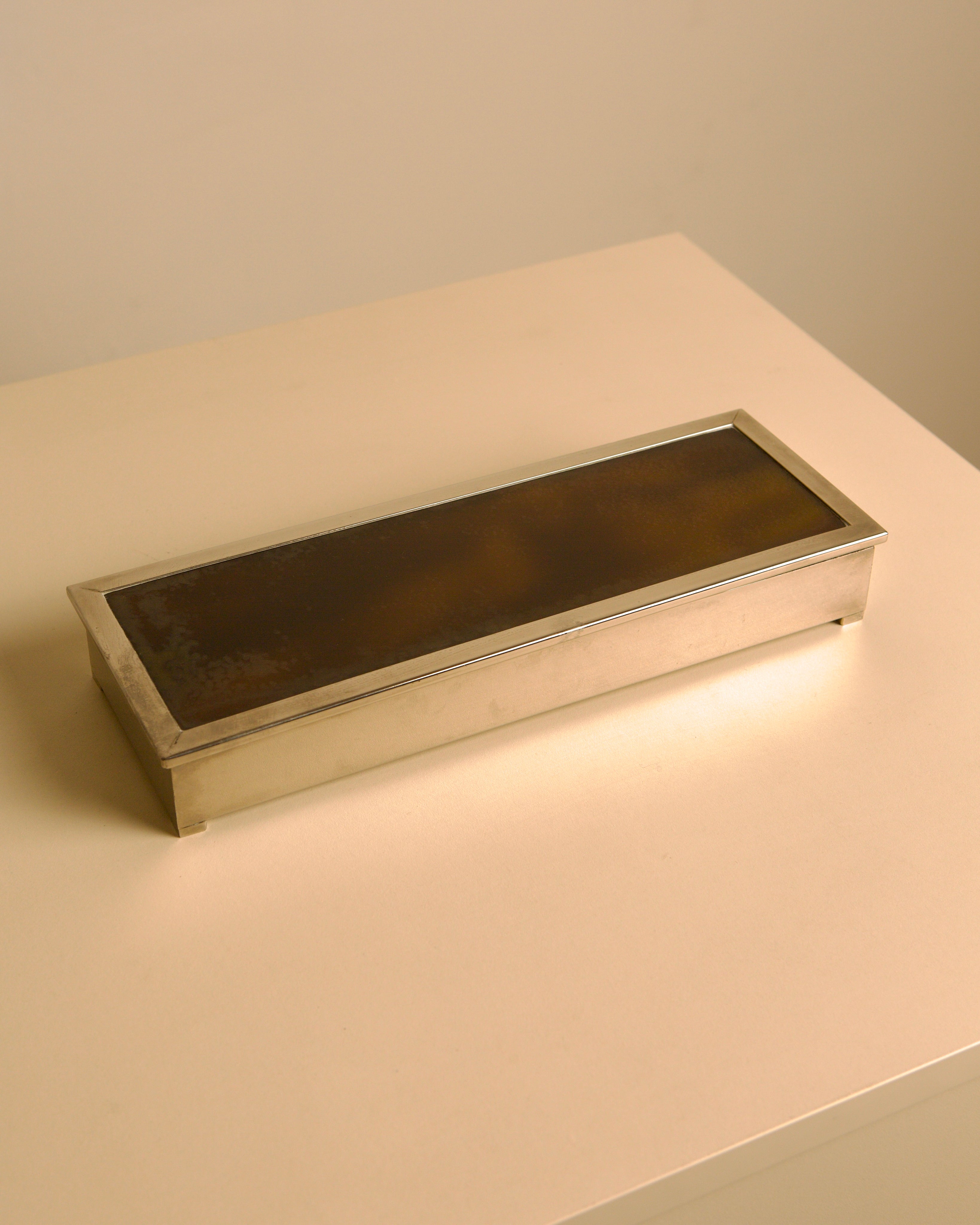 Italian rectangular box in chrome metal, amber faux tortoiseshell lacquer and green velvet by Treaptyque