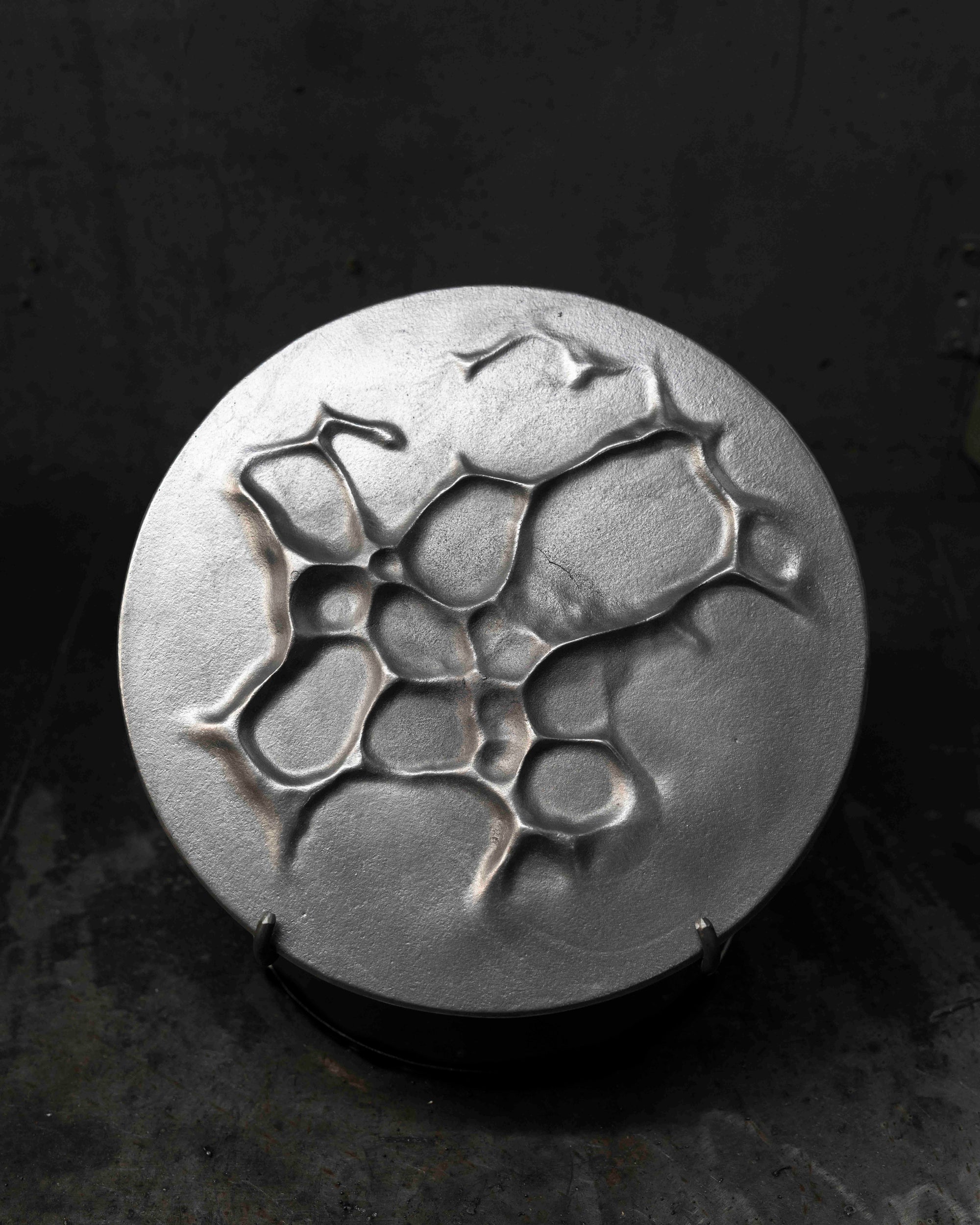 Tramontana Relief I – Sculptural Dish in Cast Aluminium by Daniel Swarilov | The Oblist