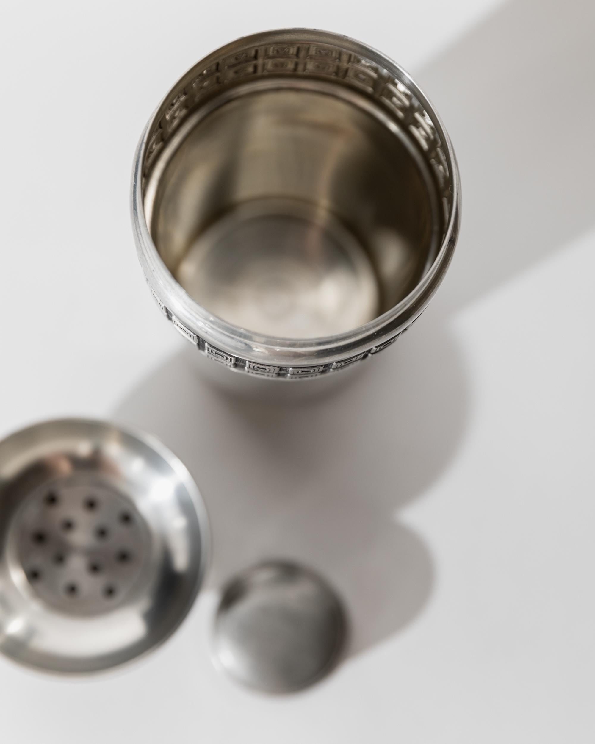 Vintage 1960s Pewter Cocktail Set, Shaker with Strainer Lid and Ice Bucket with Scoop, Art Deco Pattern Design, Elegant Barware, Gift Idea — view 11