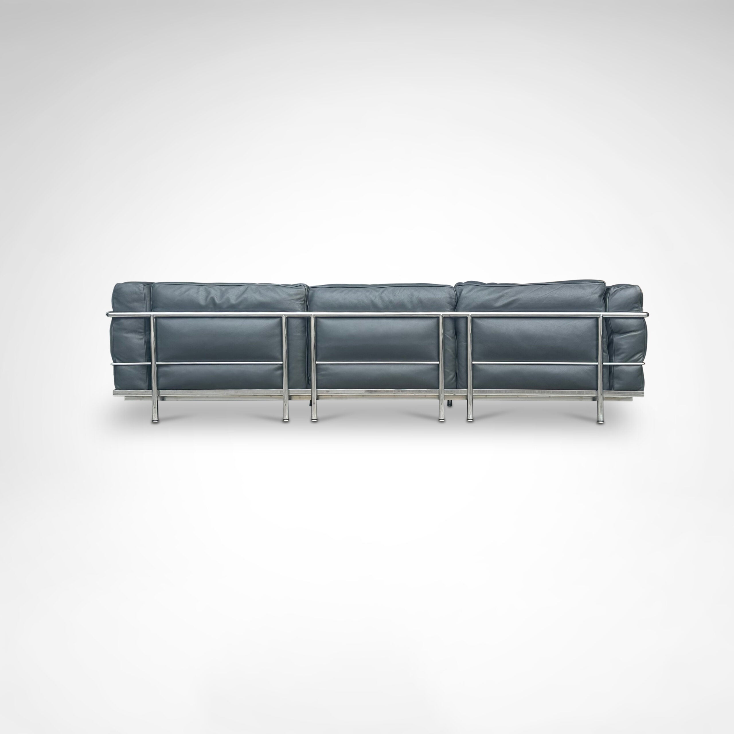 LC3 Down Cushions Y Extra Leather 3-Seater Sofa by Le Corbusier, Charlotte Perriand & Pierre Jeanneret for Cassina, 1990s — in context