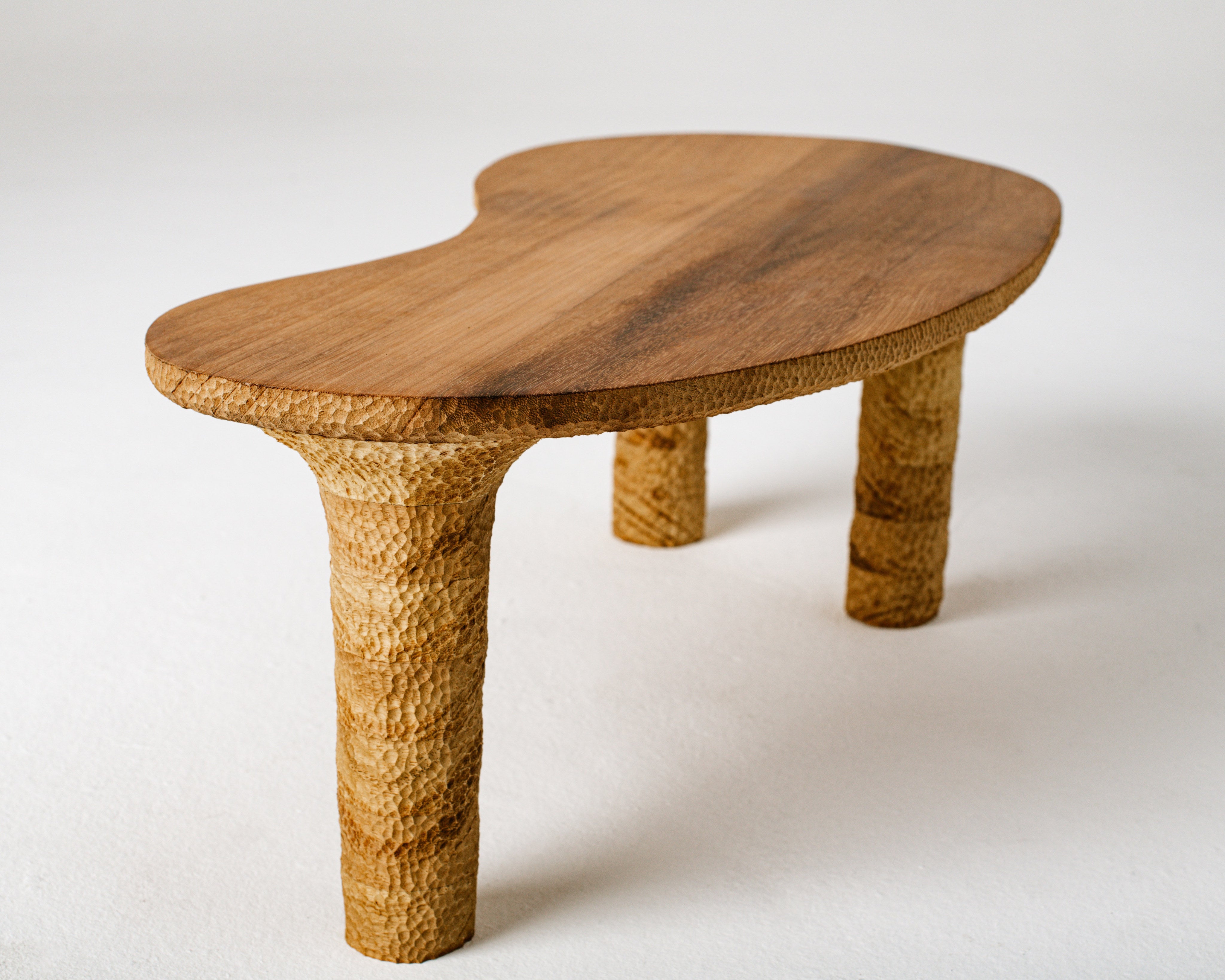 Table basse texturée biologique