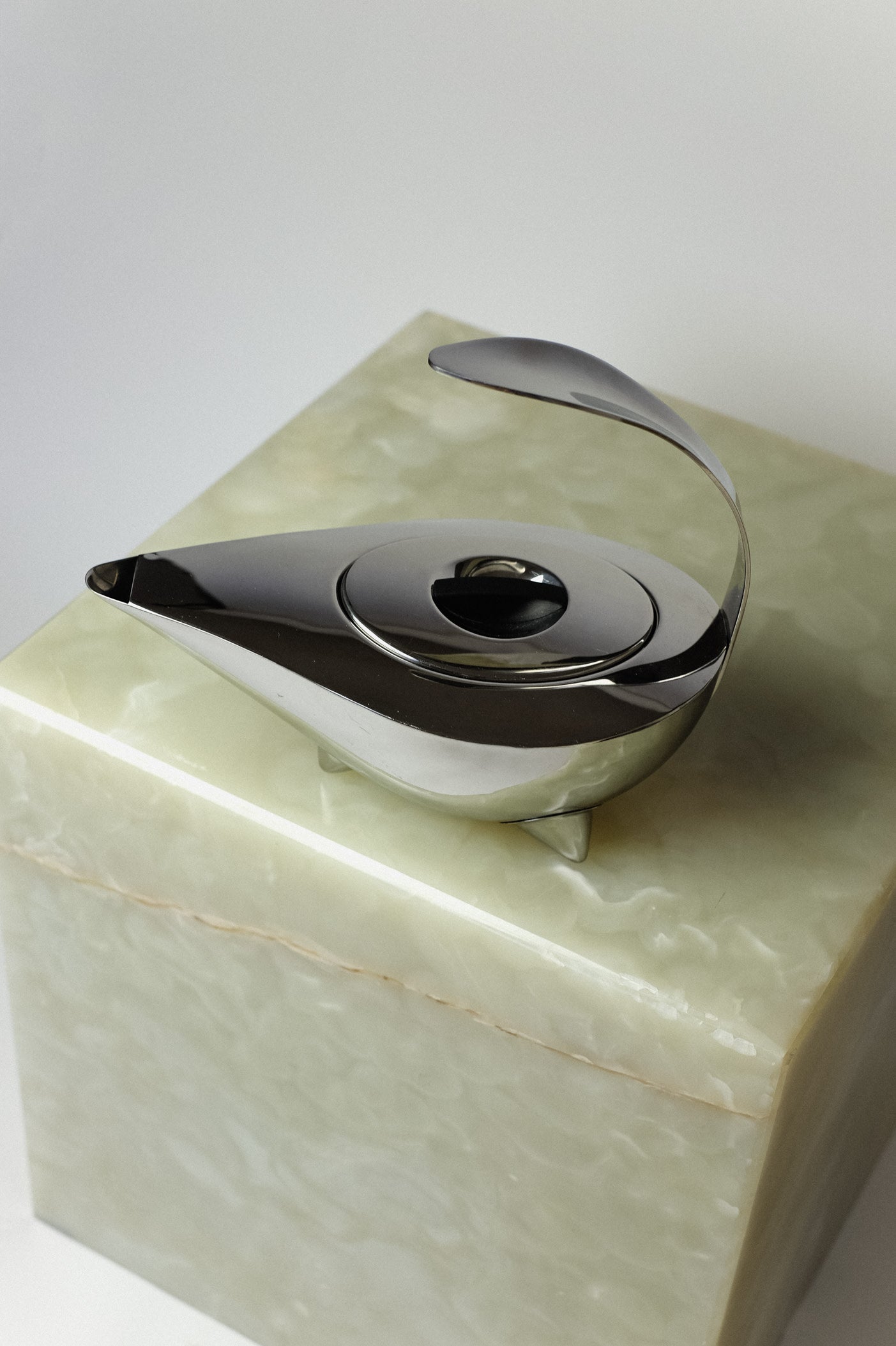 Post Modern 1980s 'Naoko' Teapot — close-up of polished metallic surface