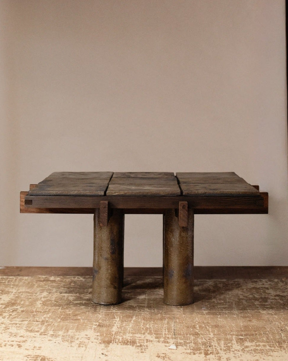 Wabi Sabi Side Table in Wood & Clay - Dark Edition — detail view