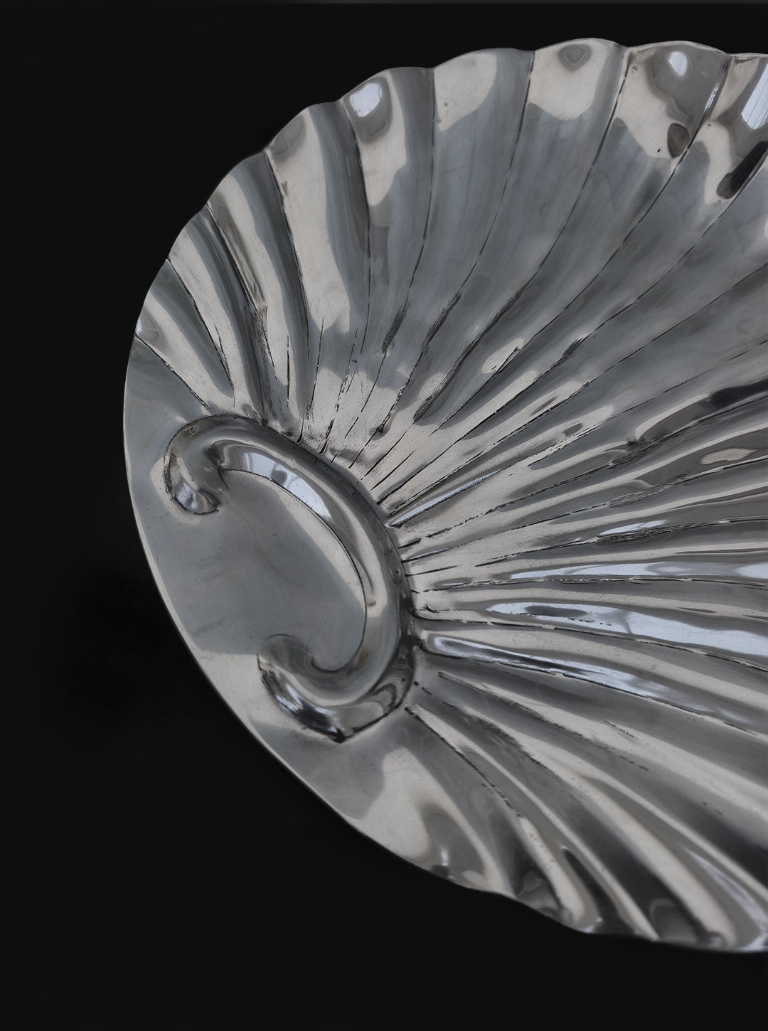 Large Shell Dish — side angle
