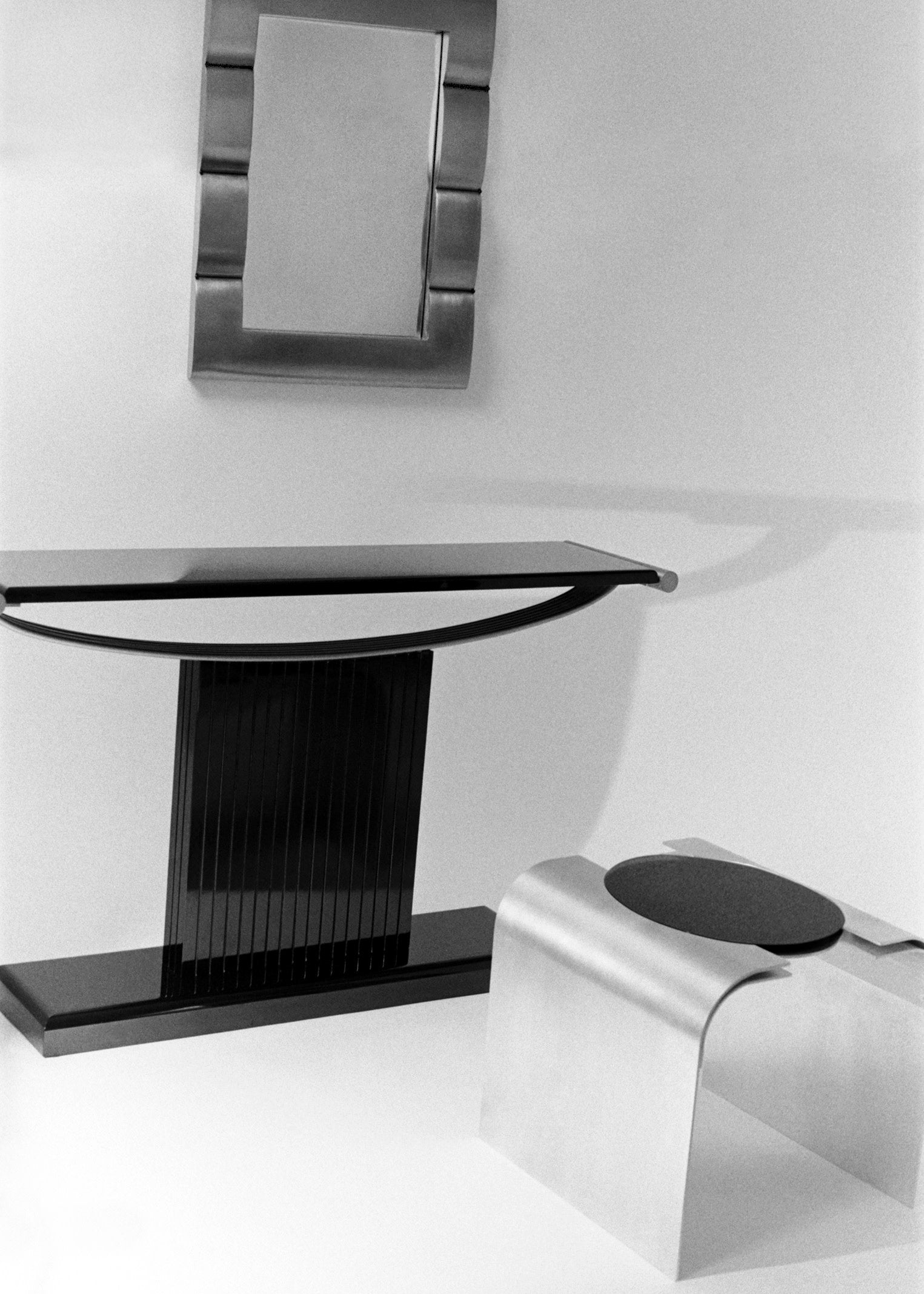 Console "The Portico" | Stainless Steel & Lacquered Wood — side angle