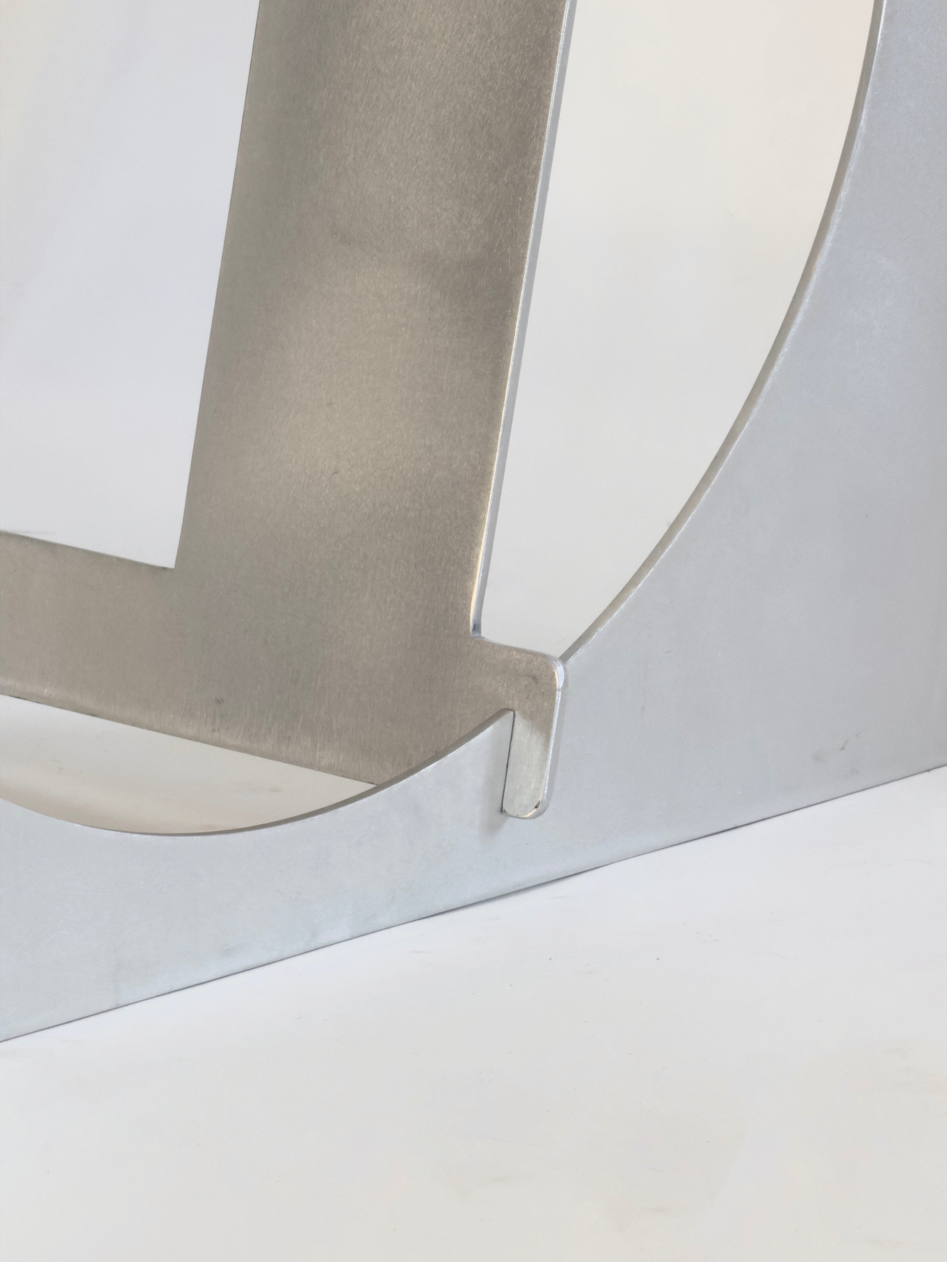 Sedia Tonda ALLU — close-up