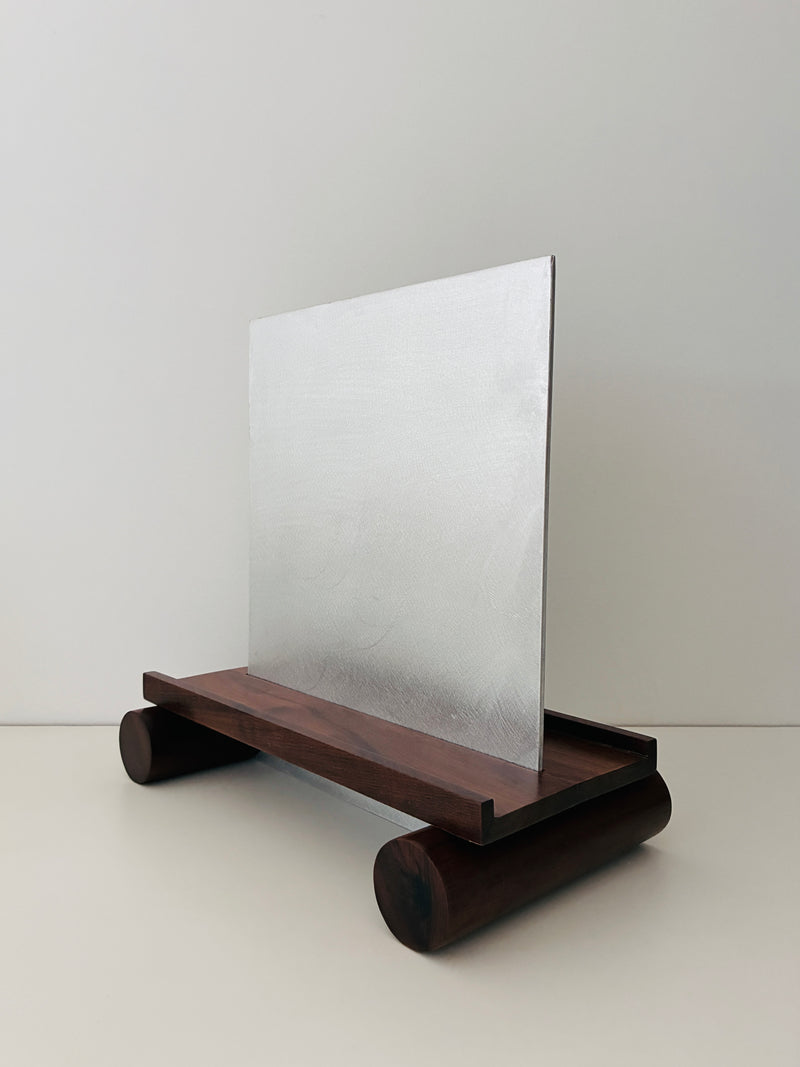 Maria Easel by HT. | The Oblist