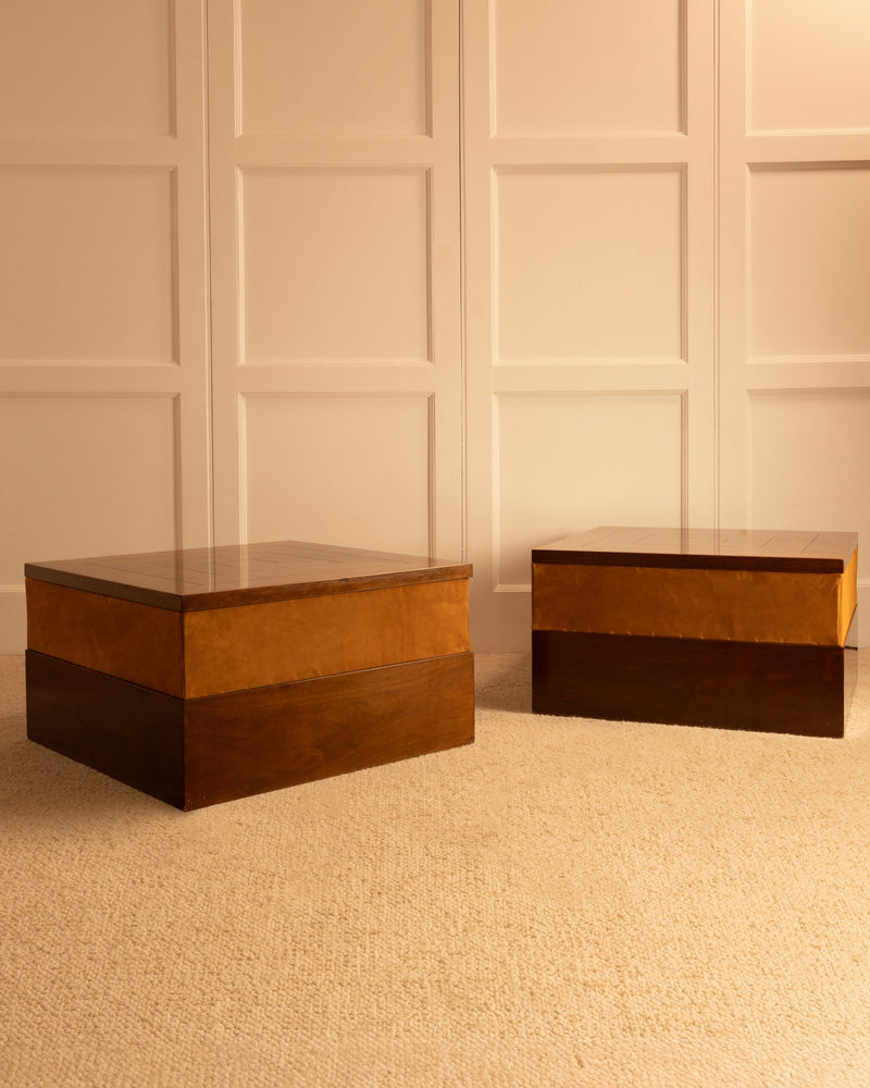Two-tone walnut coffee tables by Paolo Buffa on beige carpet