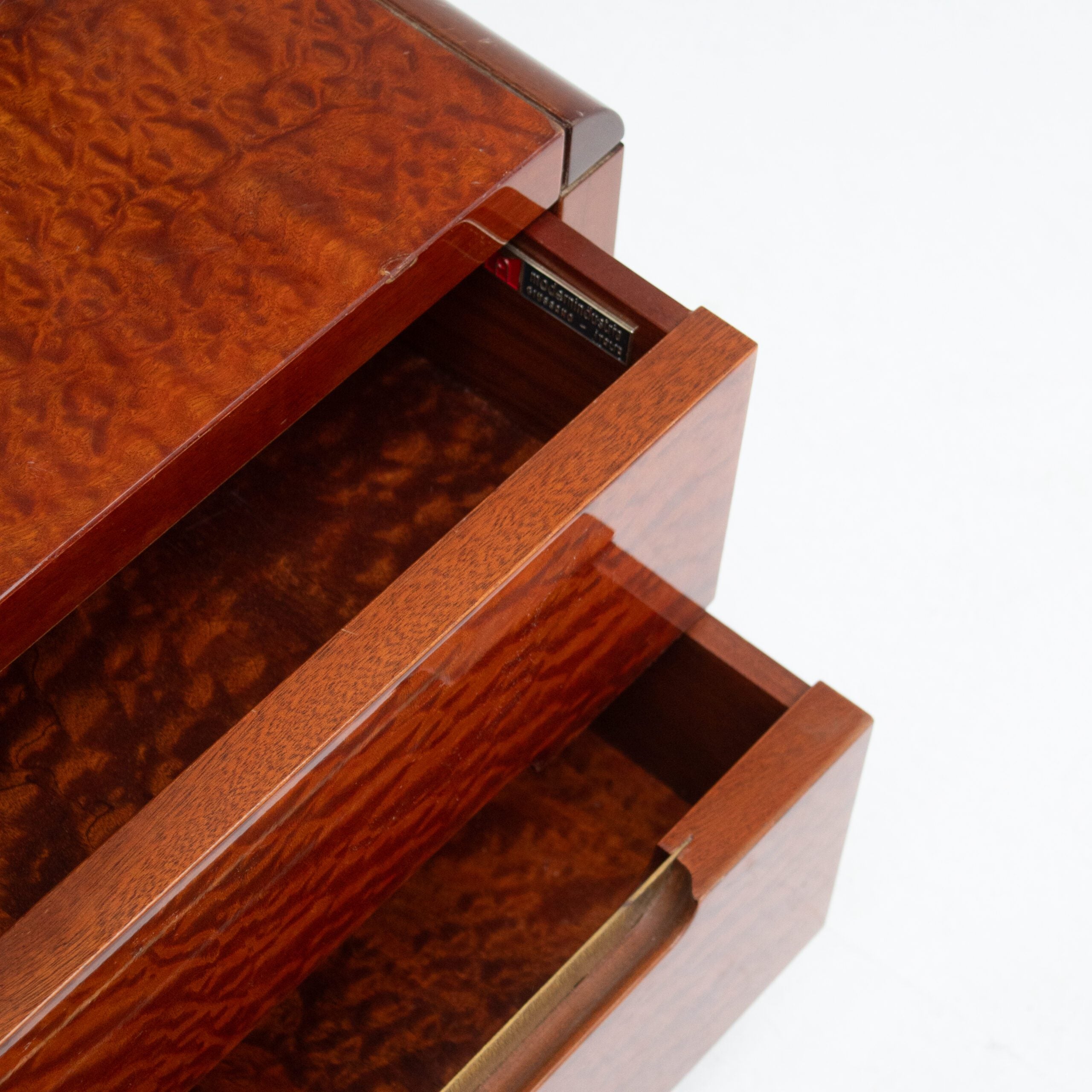 Tables de nuit italiennes en bois et laiton