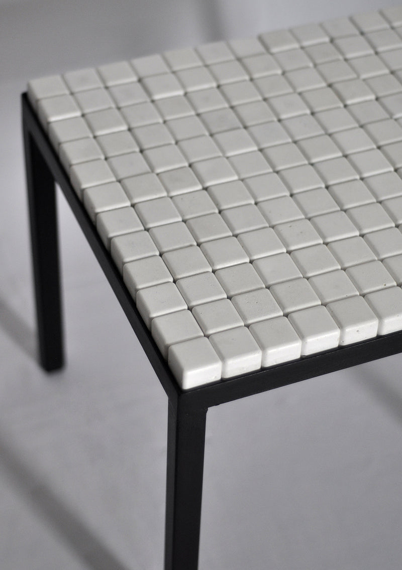 Minimalism Concrete Cubes Side Table 'white' — detail view
