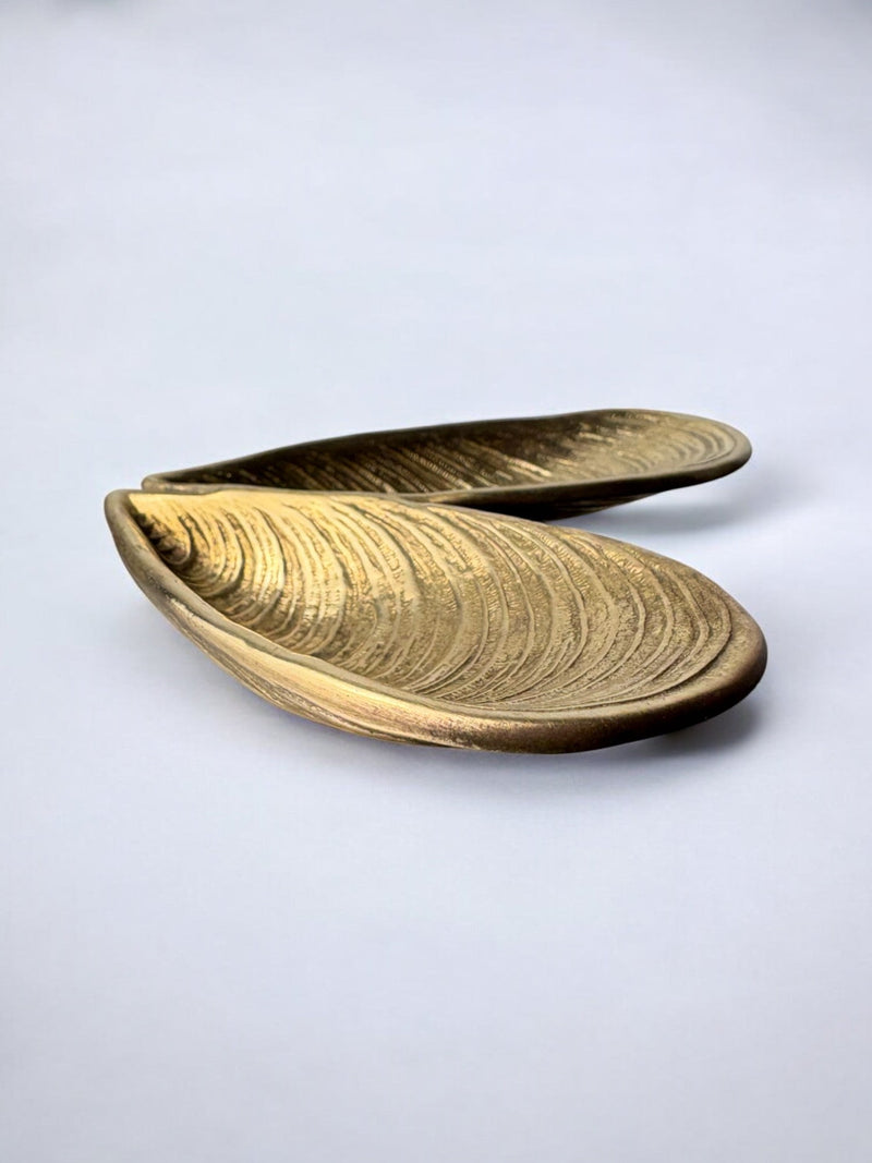 Mussel Shell Vide-Poches in Bronze, Italy, 1970's by Malamar Studio | The Oblist — handcrafted bronze design