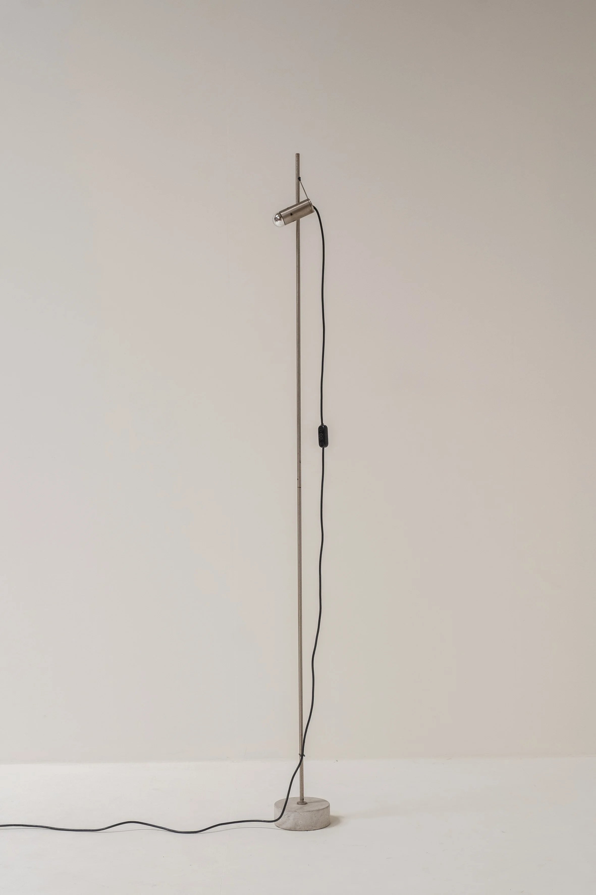 Tito Agnoli Floor Lamp — side angle