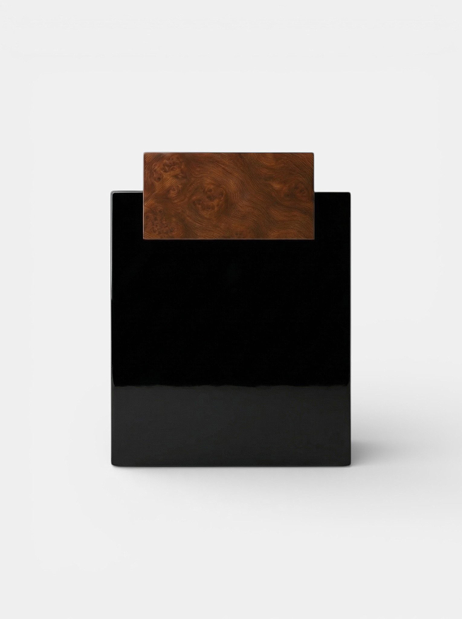 Gaia Burl Wood And Black Lacquered by Marbera | The Oblist