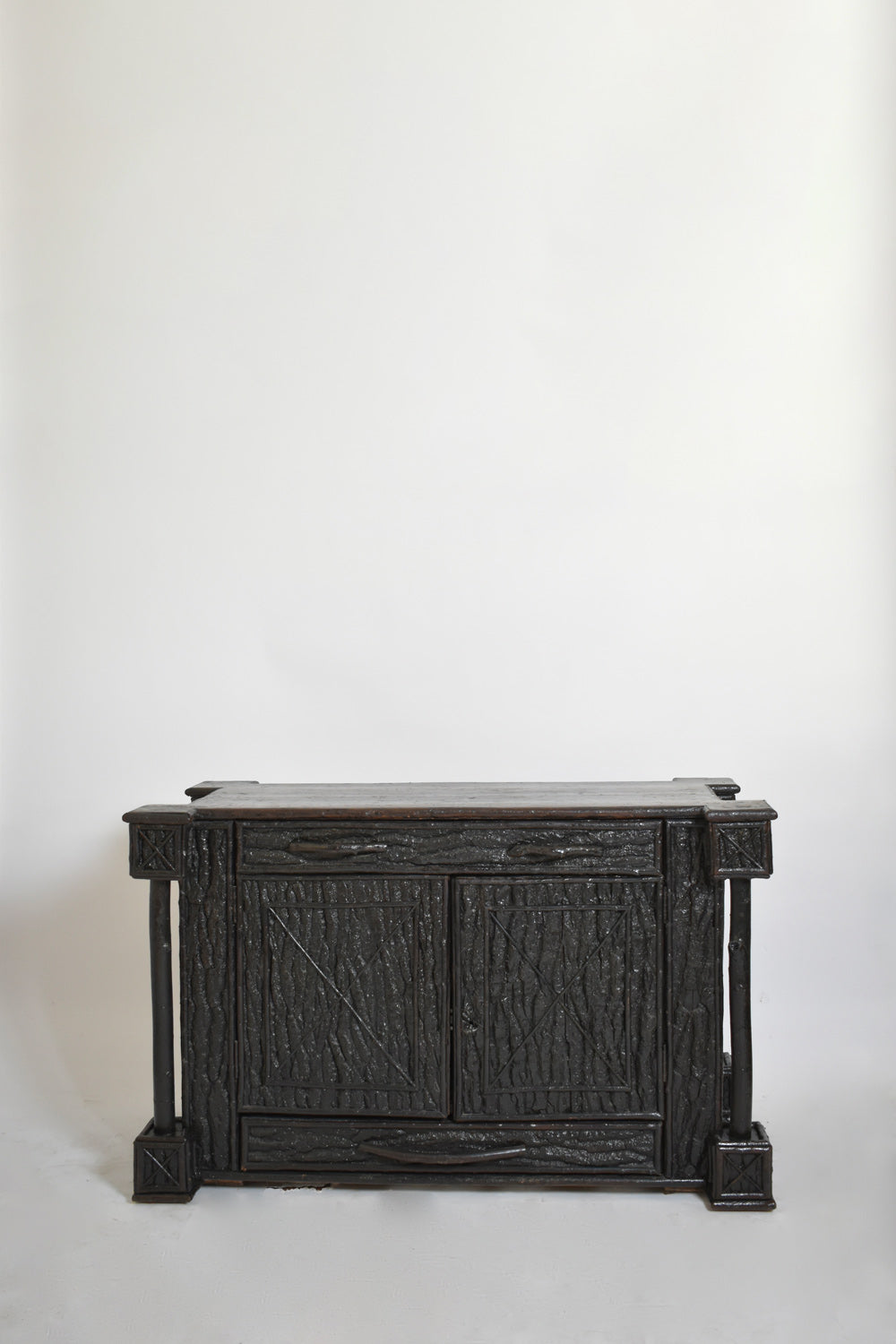 Foret Noire Chest of Drawers, XIXth c. — detail view
