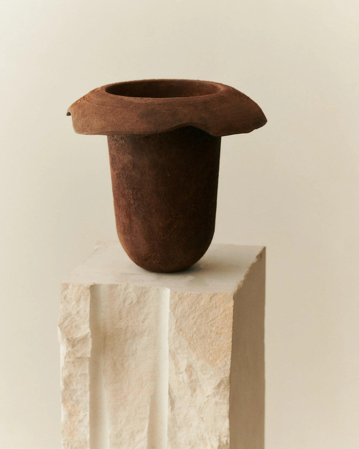 THE ROE STUDIO COLLAR OBJECT VASE 006 — side angle