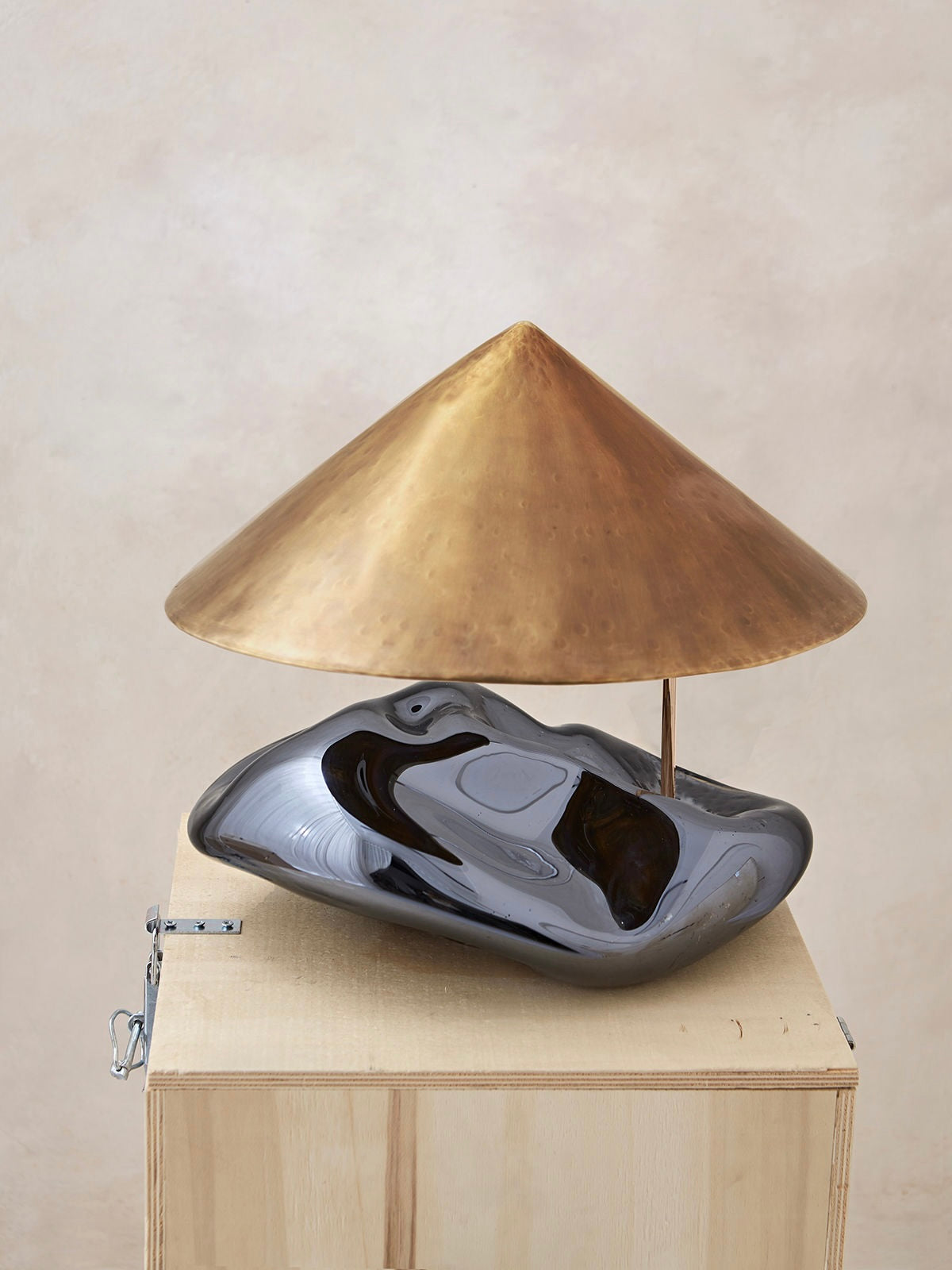 'Obsidian Lamp' Table Lamp