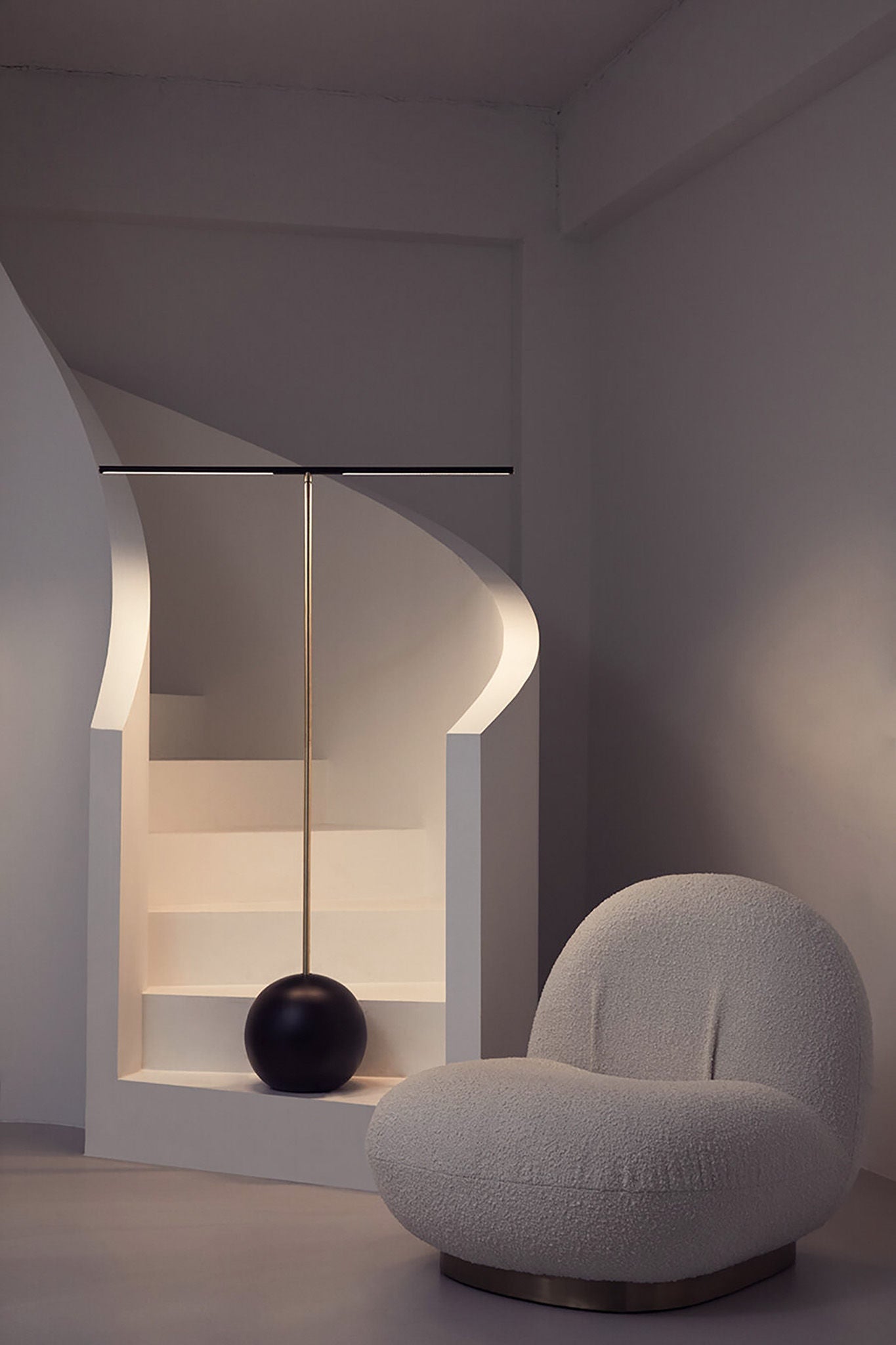 Lampe de sol 'T- Lamp'