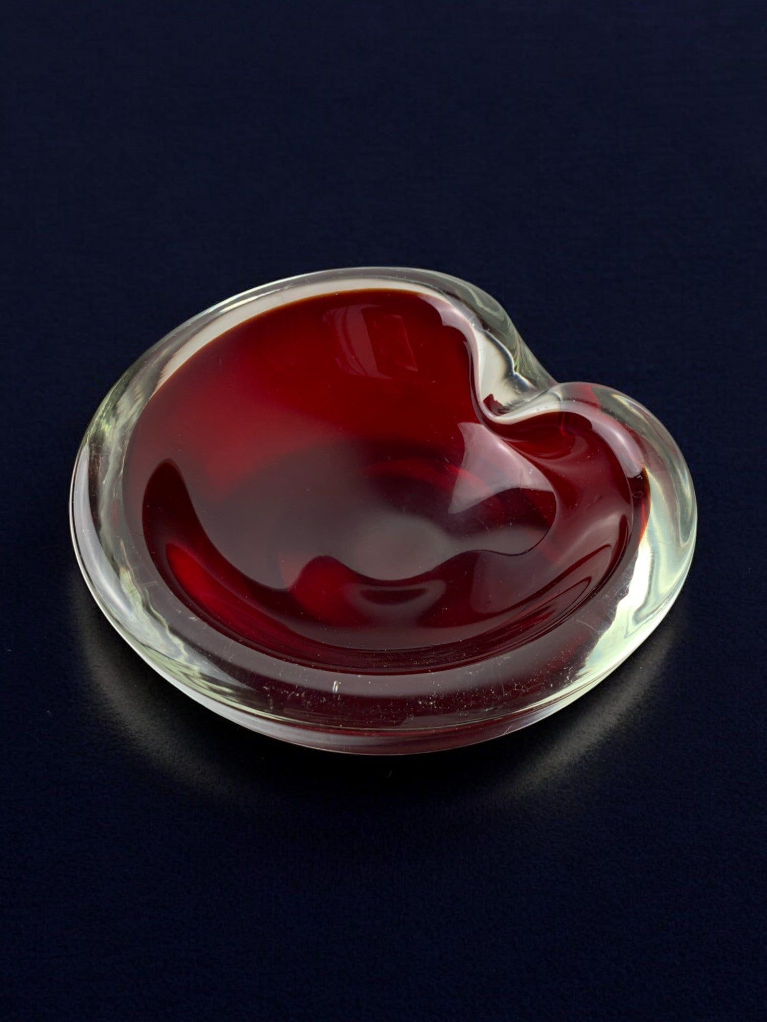Sommerso Vide-poches by Seguso, Murano Glass, Italy, 1970s — lifestyle setting