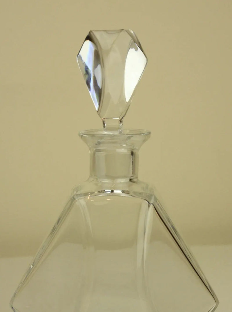 Elegant and timeless Val St Lambert Belgian Decanter for fine wine