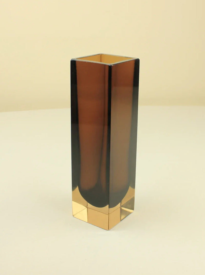 Murano Vase by Alessandro Mandruzzato in vibrant red and gold tones