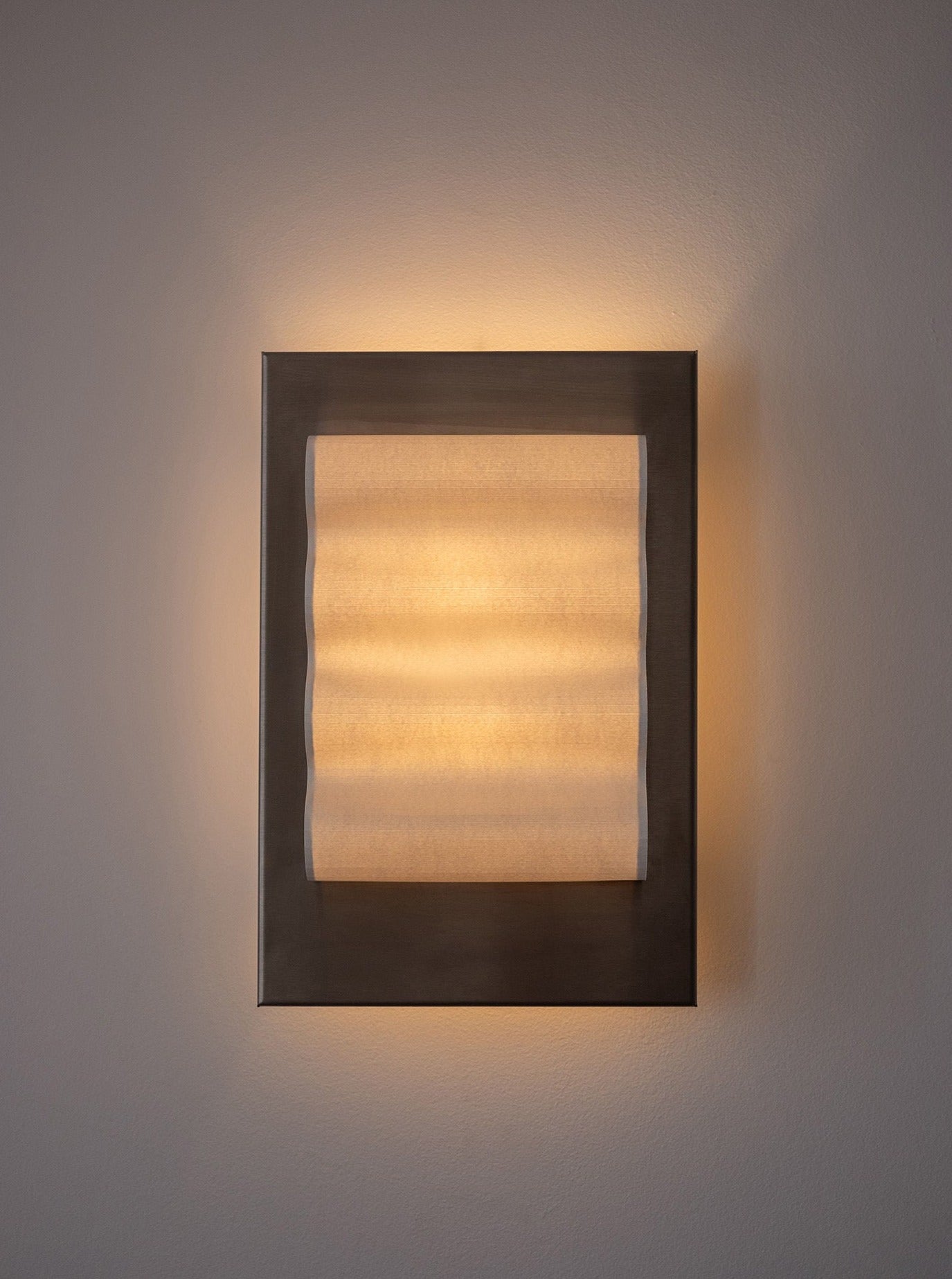 Frame Alu Brut Wall Light M
