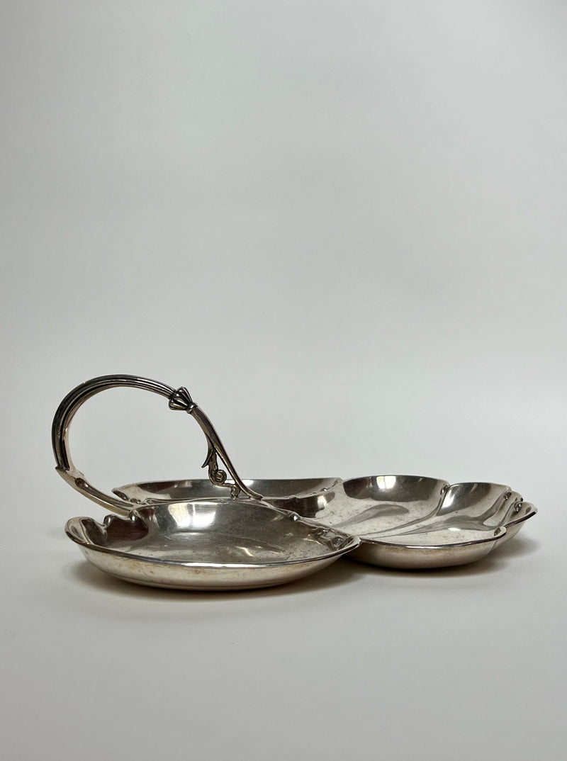 Elegant Club Shaped Ornate Decorative Dish with Detailed Embossed Patterns