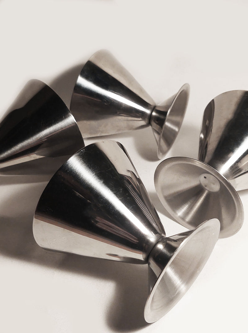 Four dessert cups made of high-quality, durable glass material
