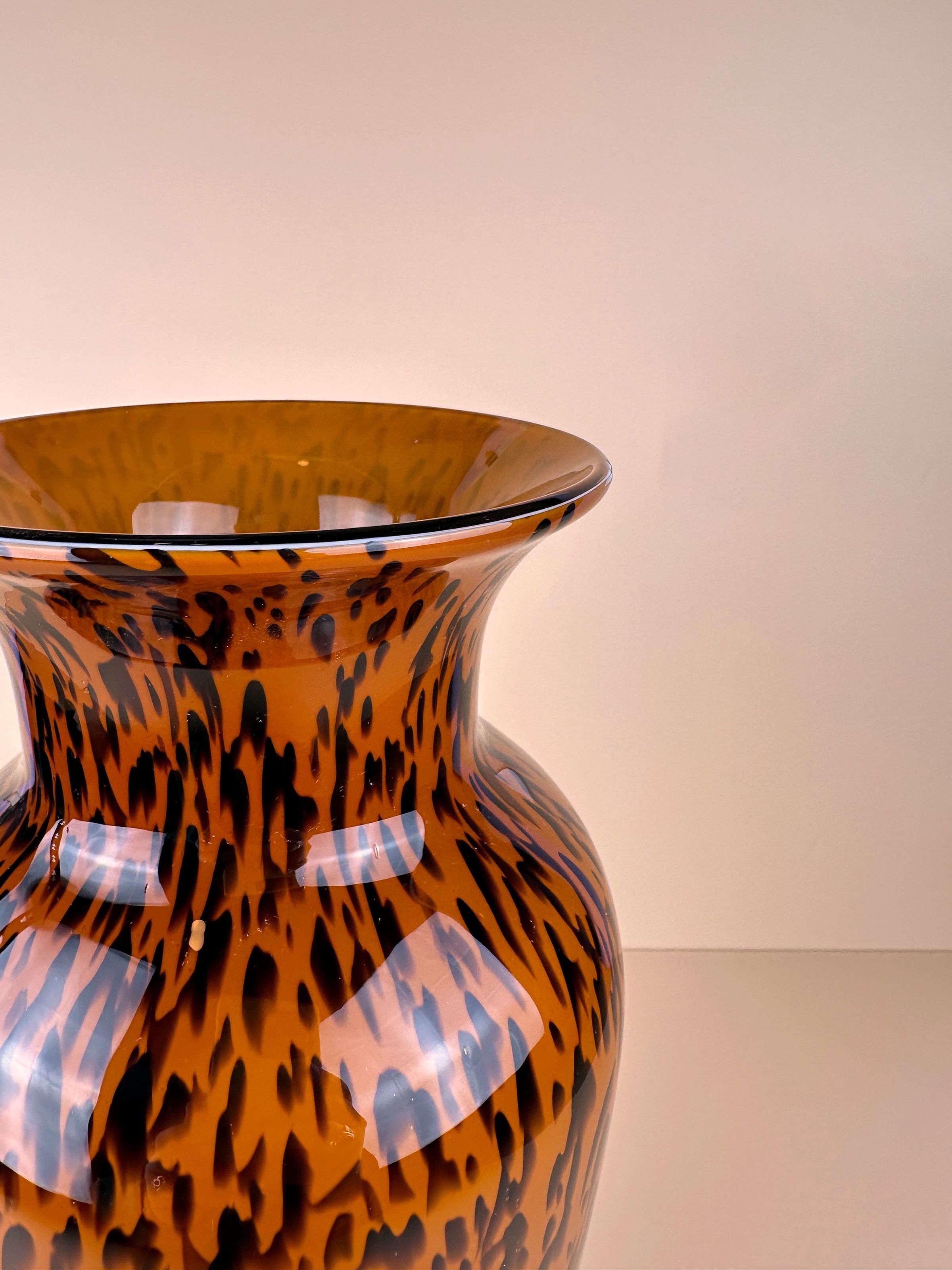 Italian hand-blown glass vase with 1980s tortoise pattern design