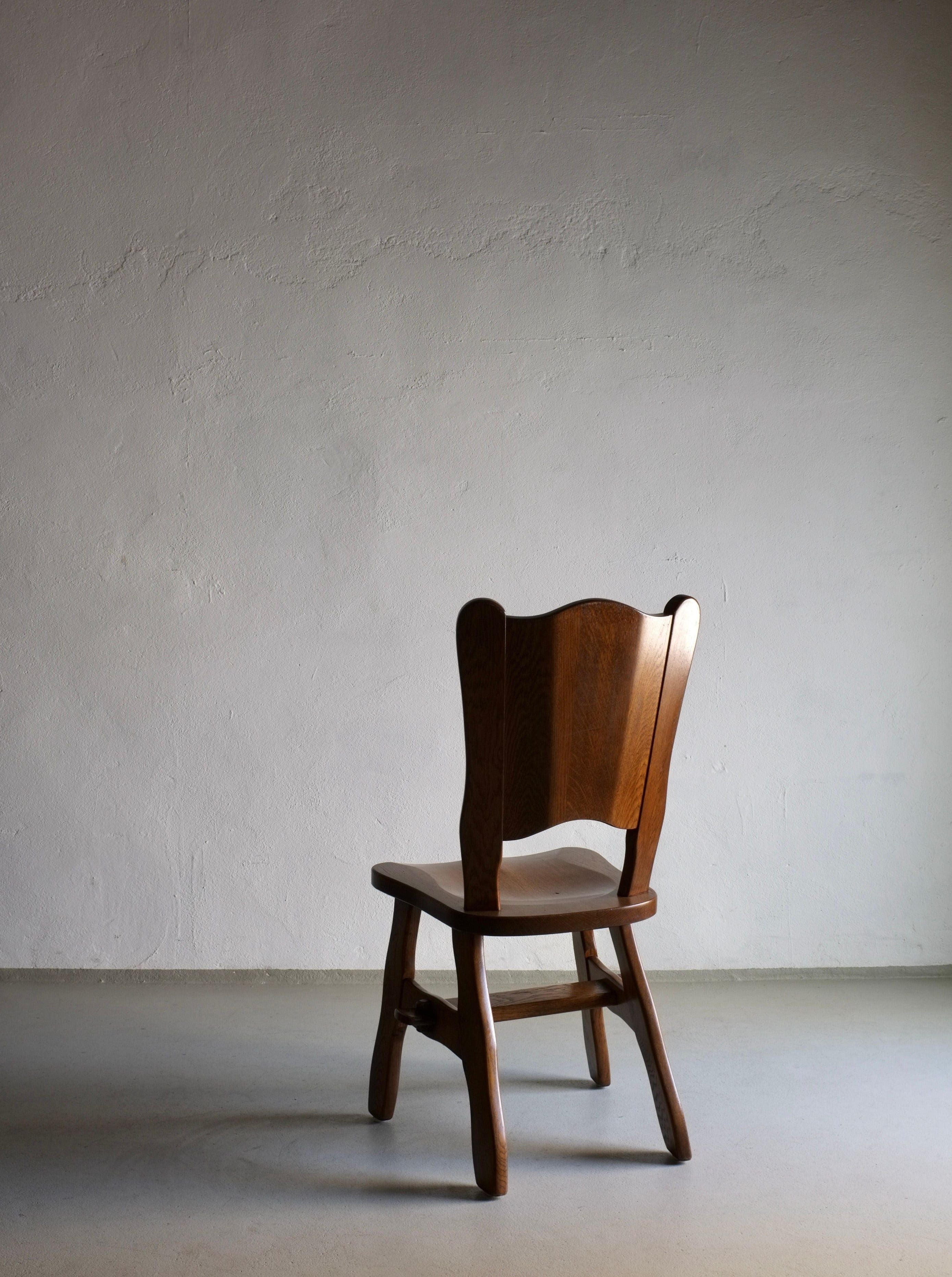 Vintage 1970s oak chairs with Brutalist design in a set of two