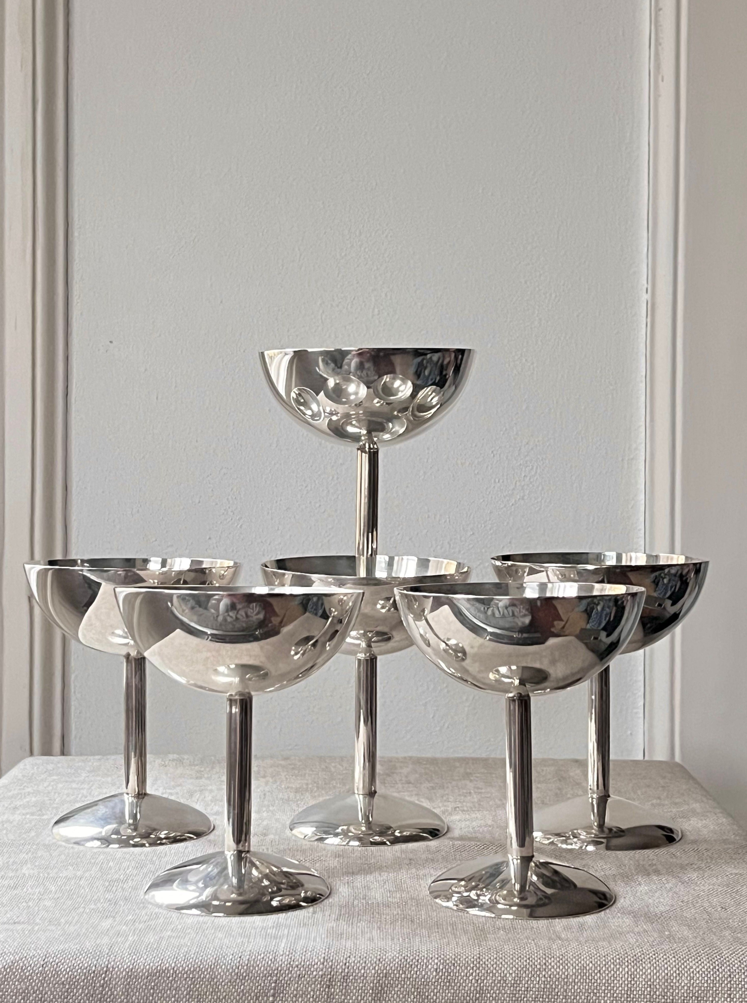 Set of 6 silverplated coupes