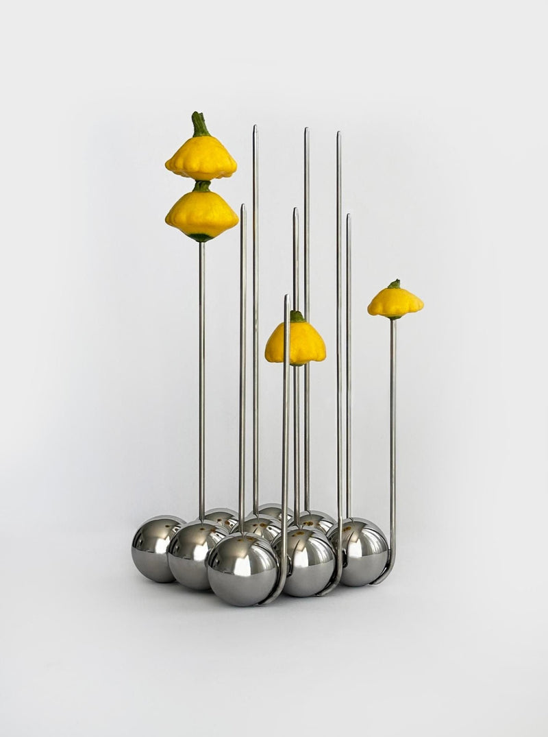 Durable and stylish 102 - Spiked Serveware with spiked edges for a modern look