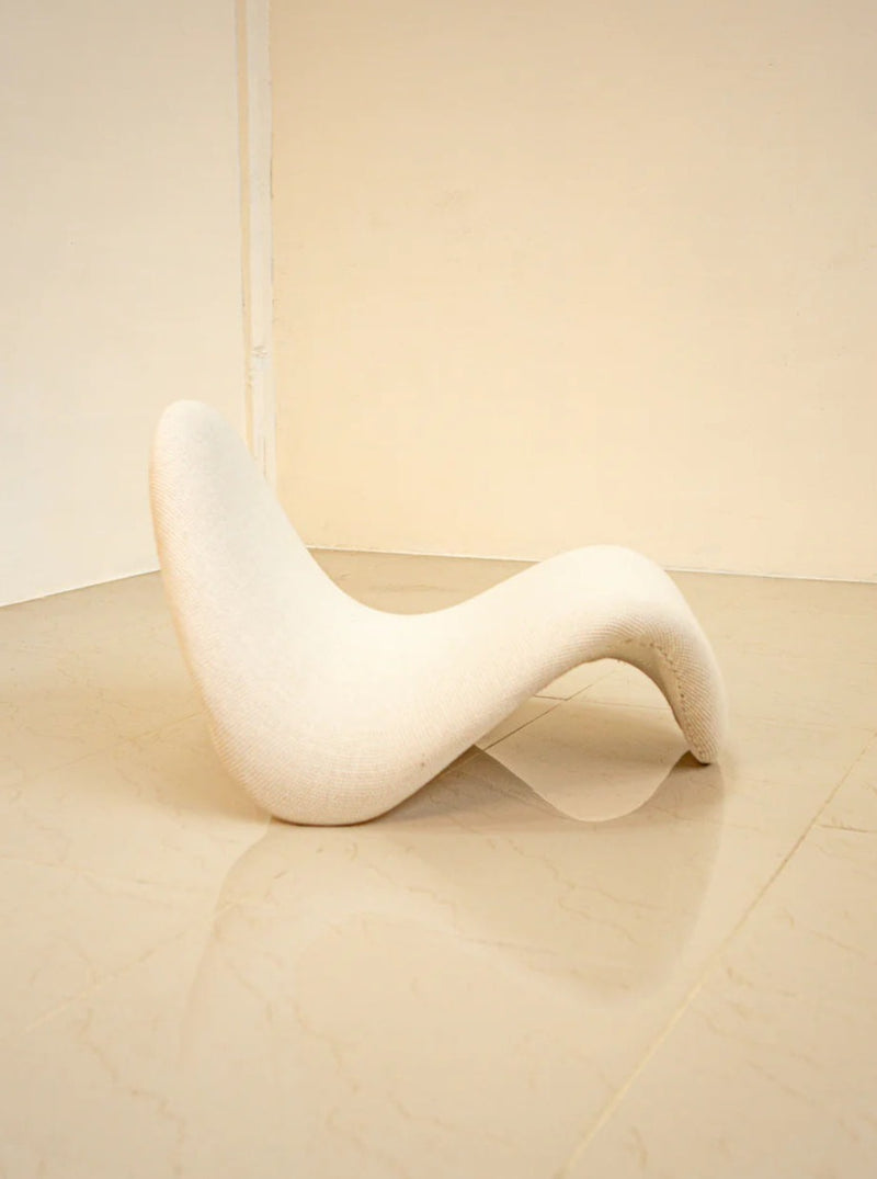 Vintage 1980's Tongue Armchair by Pierre Paulin for Artifort in bold blue upholstery and unique ergonomic shape